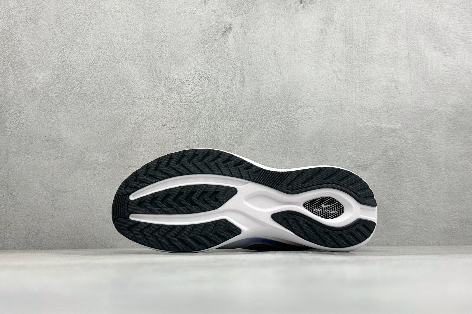NIKE ZOOM WINFLO 网面休闲跑步鞋 超轻耐磨缓震 时尚休闲 健身运动 马拉松跑步鞋 DA9836-001-Top High Quatity Cheap Sneakers Fashion Clothing Clothes Bags handbags Shoes of all Brand wholesale With The best Quality And Beautiful Price from China Factory Chinese suppliers wholesaler seller NIKE ZOOM WINFLO 网面休闲跑步鞋 超轻耐磨缓震 时尚休闲 健身运动 马拉松跑步鞋 DA9836-001