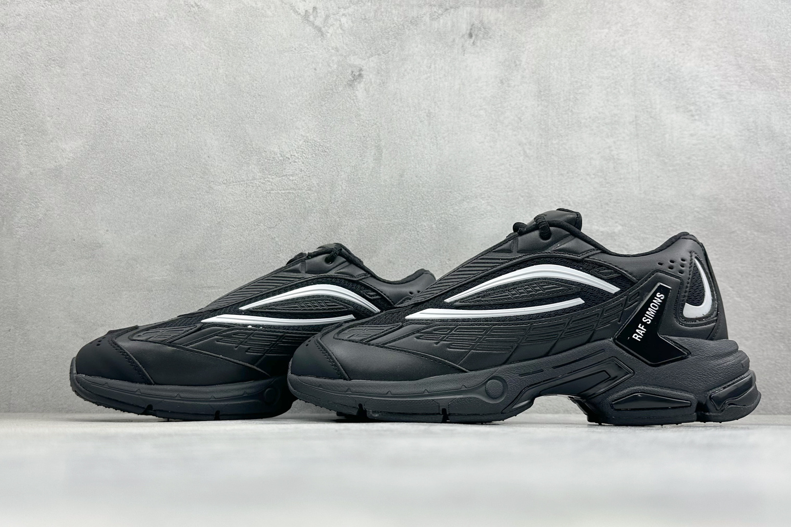 RAF SIMONS RESPONSE TRAIL”水泡” 先锋潮流 复古低帮休闲鞋 独家定制鞋盒 HR830002S-Top High Quatity Cheap Sneakers Fashion Clothing Clothes Bags handbags Shoes of all Brand wholesale With The best Quality And Beautiful Price from China Factory Chinese suppliers wholesaler seller RAF SIMONS RESPONSE TRAIL”水泡” 先锋潮流 复古低帮休闲鞋 独家定制鞋盒 HR830002S