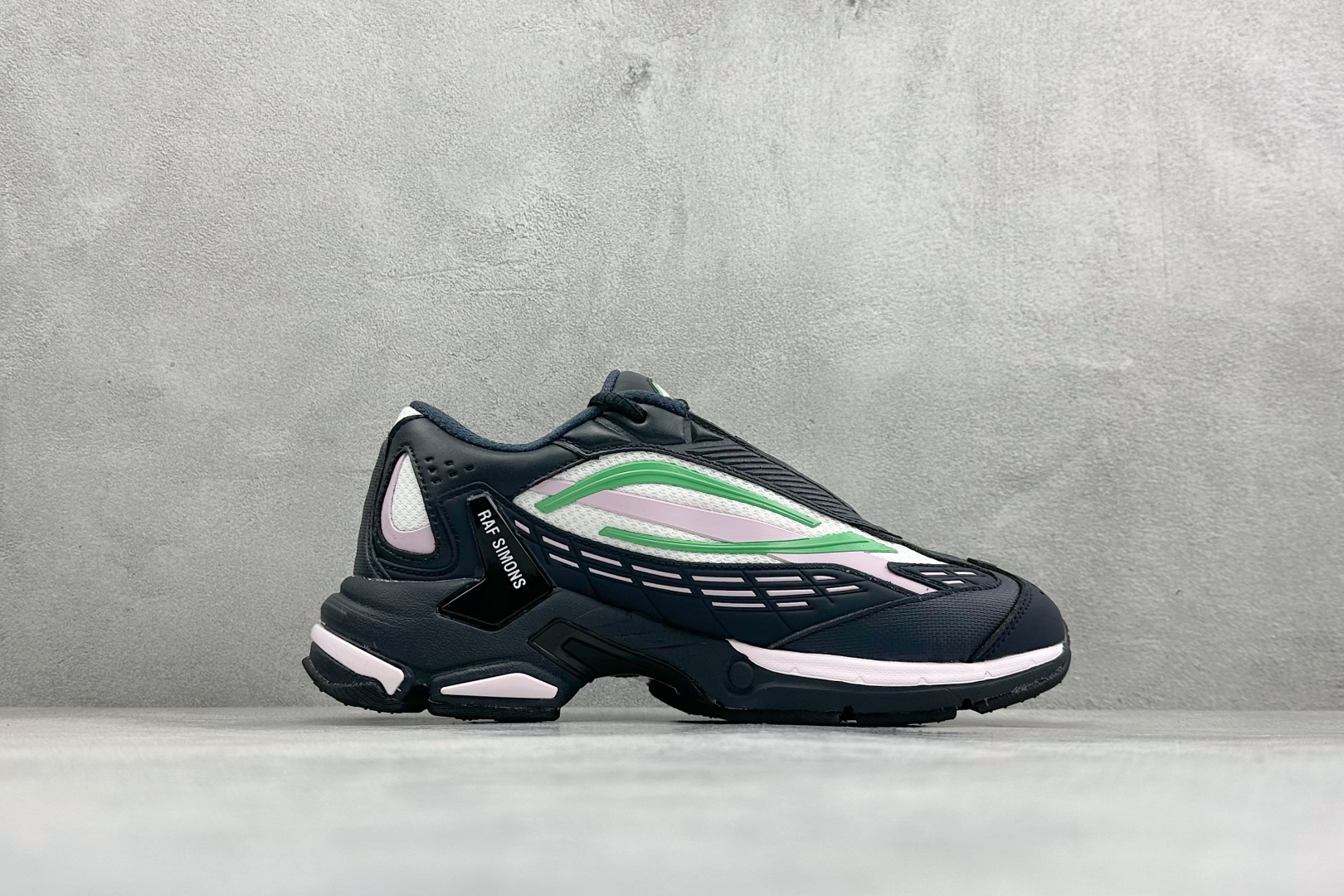 RAF SIMONS RESPONSE TRAIL”水泡” 先锋潮流 复古低帮休闲鞋 独家定制鞋盒 HR830002S