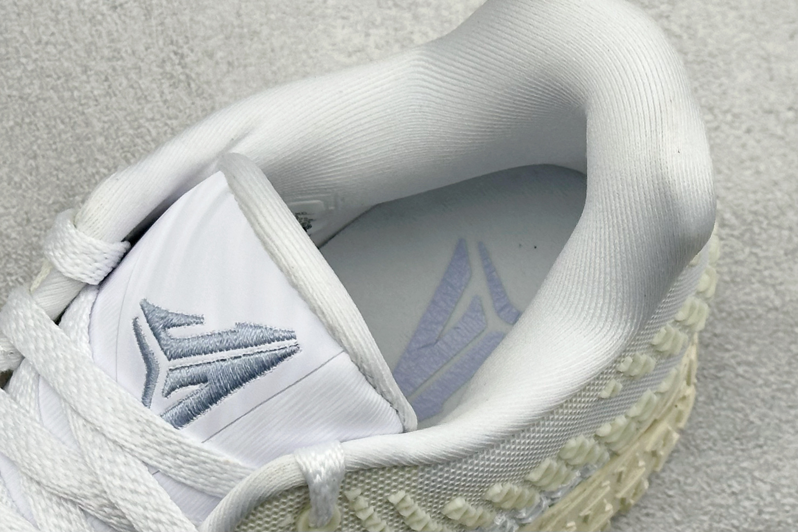 灭世Nike JA 3 EP 莫兰特三代低帮实战篮球鞋 HF2794-101-Top High Quatity Cheap Sneakers Fashion Clothing Clothes Bags handbags Shoes of all Brand wholesale With The best Quality And Beautiful Price from China Factory Chinese suppliers wholesaler seller 灭世Nike JA 3 EP 莫兰特三代低帮实战篮球鞋 HF2794-101