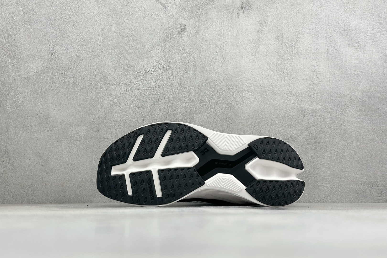 SF版On昂跑Cloudec lipse 耐磨防震休闲运动跑鞋 3MD30090261-Top High Quatity Cheap Sneakers Fashion Clothing Clothes Bags handbags Shoes of all Brand wholesale With The best Quality And Beautiful Price from China Factory Chinese suppliers wholesaler seller SF版On昂跑Cloudec lipse 耐磨防震休闲运动跑鞋 3MD30090261