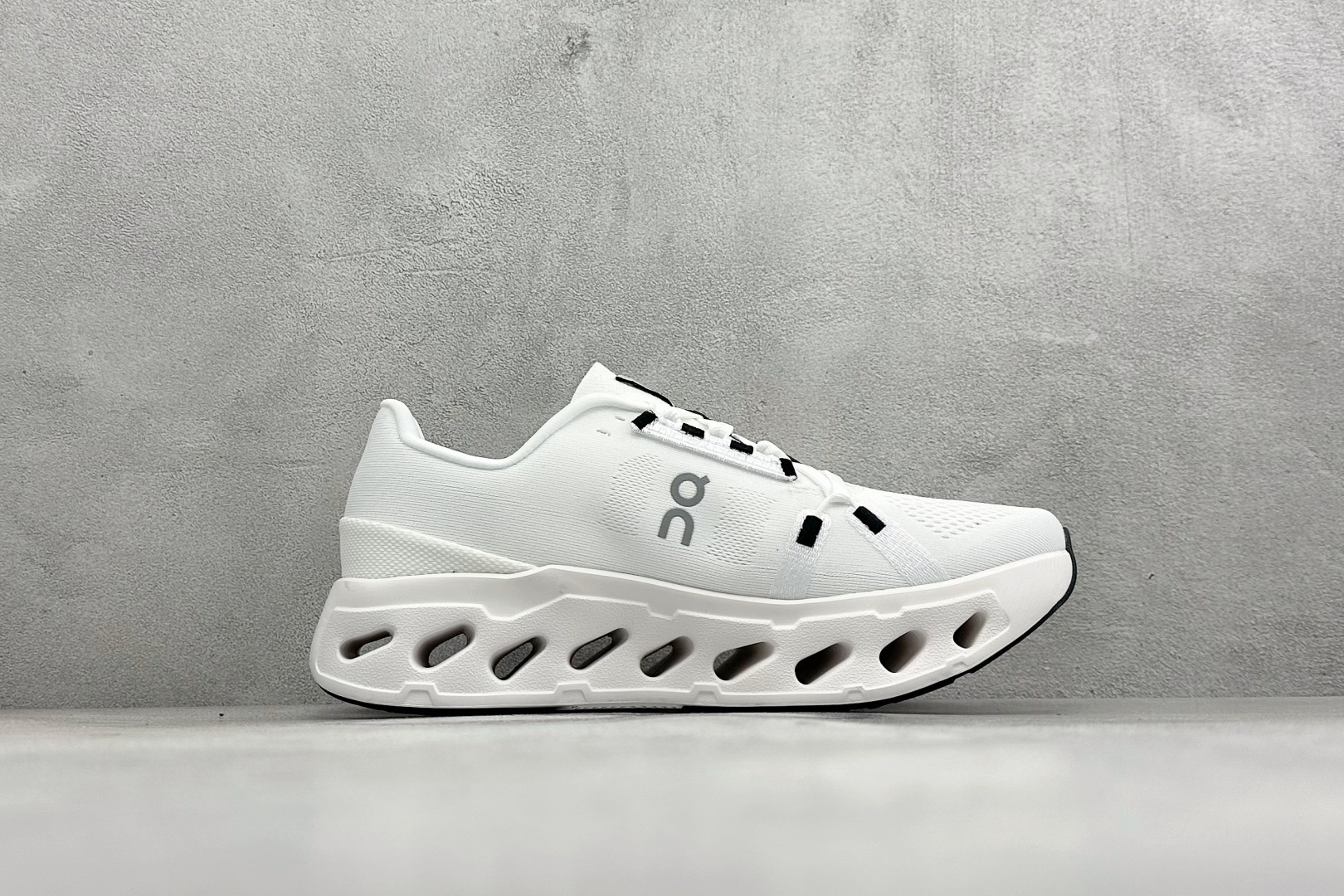 SF版On昂跑Cloudeclipse 耐磨防震休闲运动跑鞋 3MD30090998-Top High Quatity Cheap Sneakers Fashion Clothing Clothes Bags handbags Shoes of all Brand wholesale With The best Quality And Beautiful Price from China Factory Chinese suppliers wholesaler seller SF版On昂跑Cloudeclipse 耐磨防震休闲运动跑鞋 3MD30090998