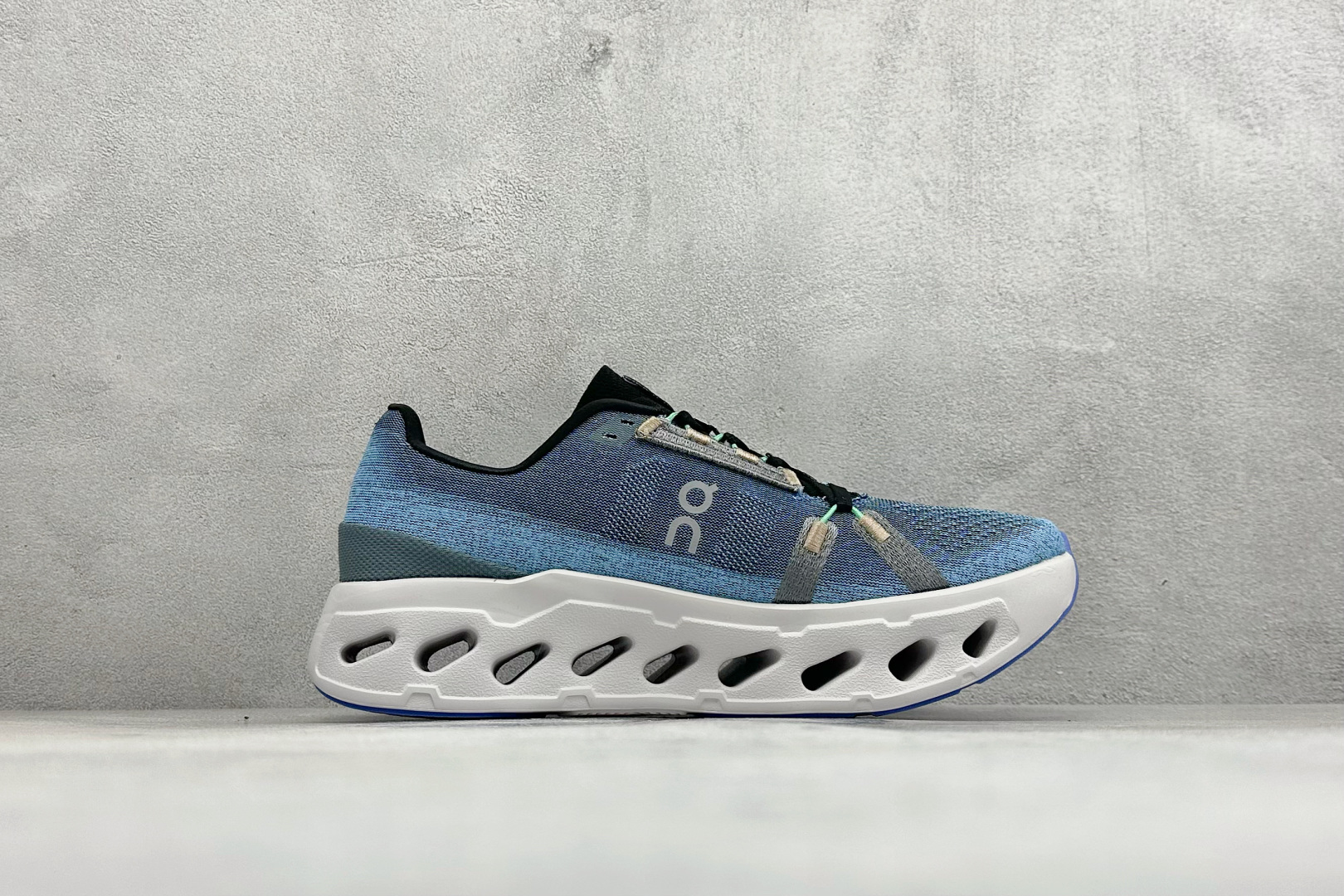 SF版On昂跑Cloudeclipse 耐磨防震休闲运动跑鞋 3MD30093125-Top High Quatity Cheap Sneakers Fashion Clothing Clothes Bags handbags Shoes of all Brand wholesale With The best Quality And Beautiful Price from China Factory Chinese suppliers wholesaler seller SF版On昂跑Cloudeclipse 耐磨防震休闲运动跑鞋 3MD30093125
