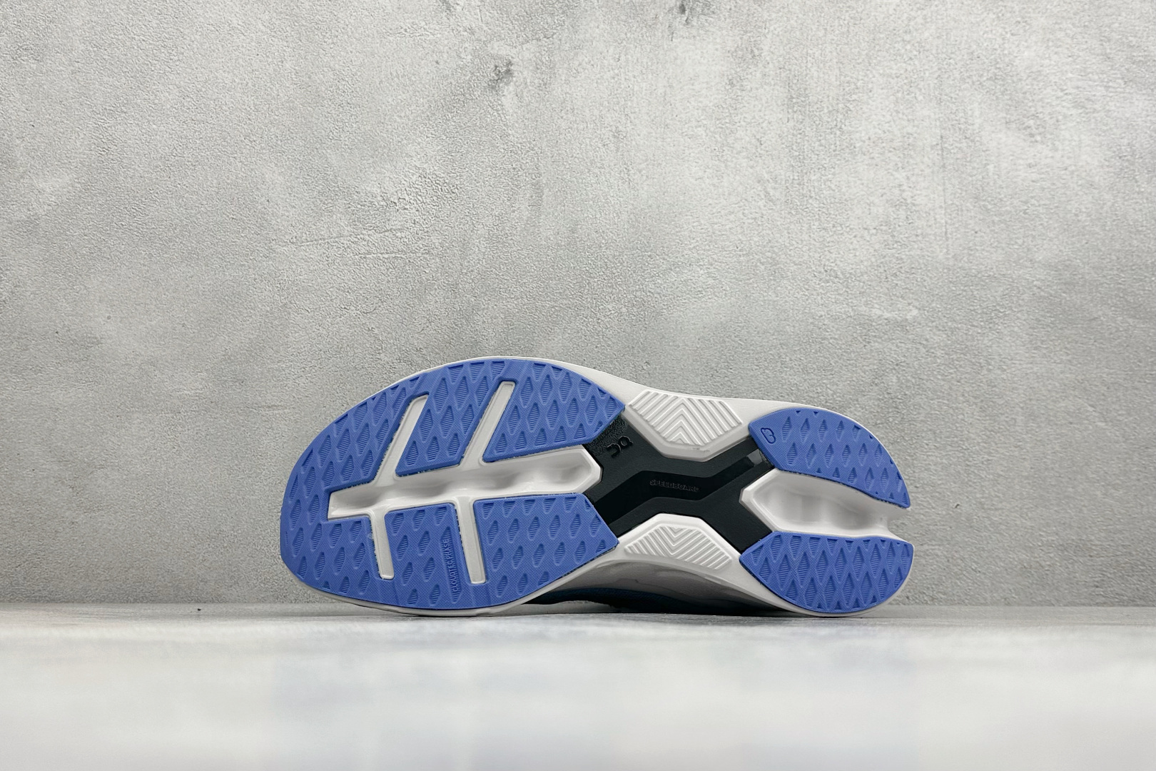 SF版On昂跑Cloudeclipse 耐磨防震休闲运动跑鞋 3MD30093125-Top High Quatity Cheap Sneakers Fashion Clothing Clothes Bags handbags Shoes of all Brand wholesale With The best Quality And Beautiful Price from China Factory Chinese suppliers wholesaler seller SF版On昂跑Cloudeclipse 耐磨防震休闲运动跑鞋 3MD30093125