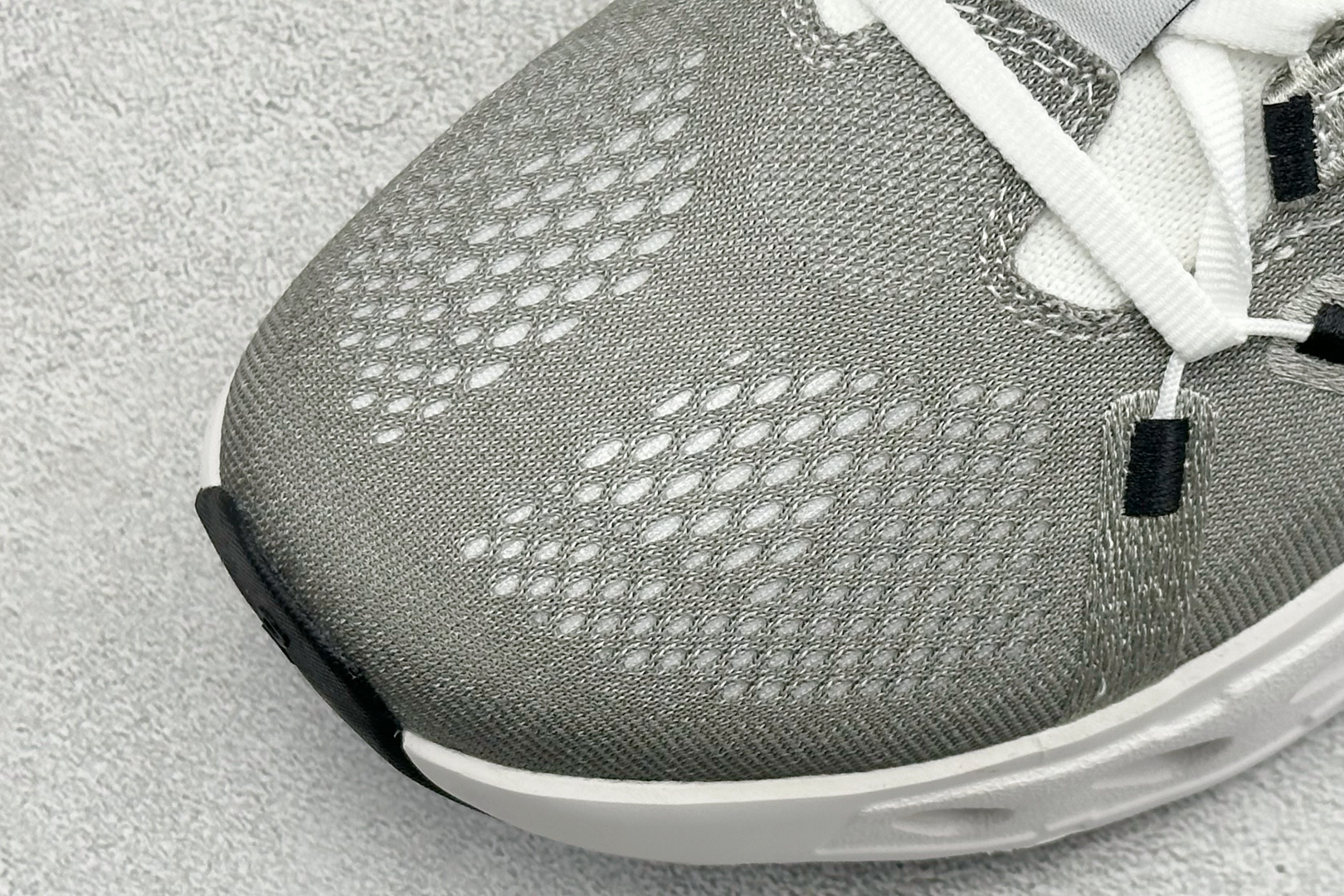 SF版On昂跑Cloudeclipse 耐磨防震休闲运动跑鞋 3MD30092547-Top High Quatity Cheap Sneakers Fashion Clothing Clothes Bags handbags Shoes of all Brand wholesale With The best Quality And Beautiful Price from China Factory Chinese suppliers wholesaler seller SF版On昂跑Cloudeclipse 耐磨防震休闲运动跑鞋 3MD30092547