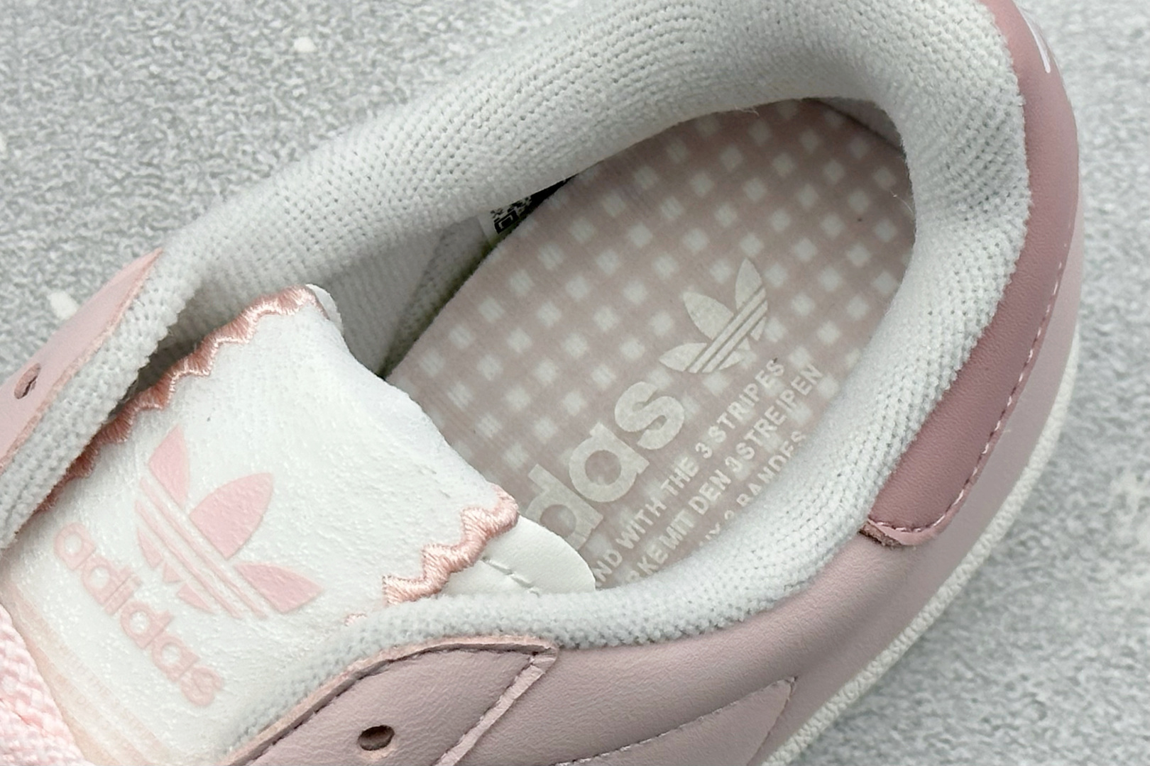 D版AD Originals Superstar II贝壳头板鞋 KJ3968-Top High Quatity Cheap Sneakers Fashion Clothing Clothes Bags handbags Shoes of all Brand wholesale With The best Quality And Beautiful Price from China Factory Chinese suppliers wholesaler seller D版AD Originals Superstar II贝壳头板鞋 KJ3968