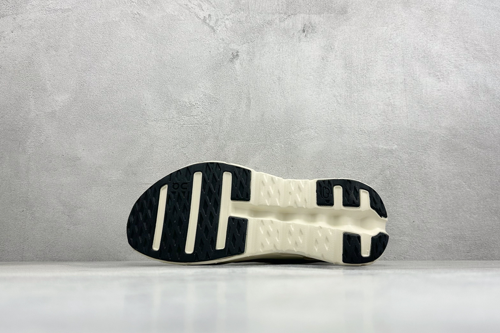 XF版On昂跑 Cloudtiit CL 户外街头机能风跑步鞋 3MF10102858-Top High Quatity Cheap Sneakers Fashion Clothing Clothes Bags handbags Shoes of all Brand wholesale With The best Quality And Beautiful Price from China Factory Chinese suppliers wholesaler seller XF版On昂跑 Cloudtiit CL 户外街头机能风跑步鞋 3MF10102858