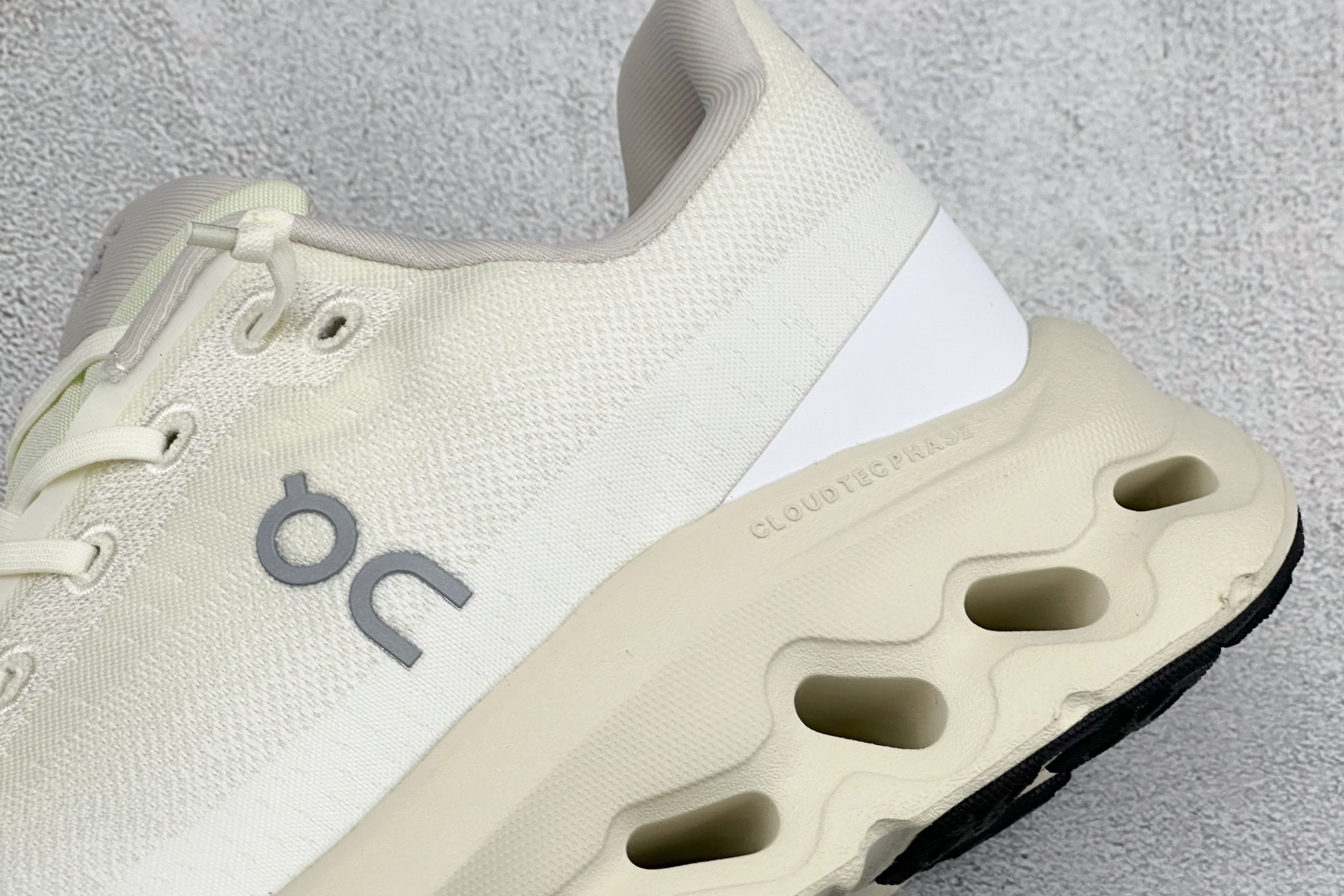 XF版On昂跑 Cloudtiit CL 户外街头机能风跑步鞋 3MF10102858-Top High Quatity Cheap Sneakers Fashion Clothing Clothes Bags handbags Shoes of all Brand wholesale With The best Quality And Beautiful Price from China Factory Chinese suppliers wholesaler seller XF版On昂跑 Cloudtiit CL 户外街头机能风跑步鞋 3MF10102858