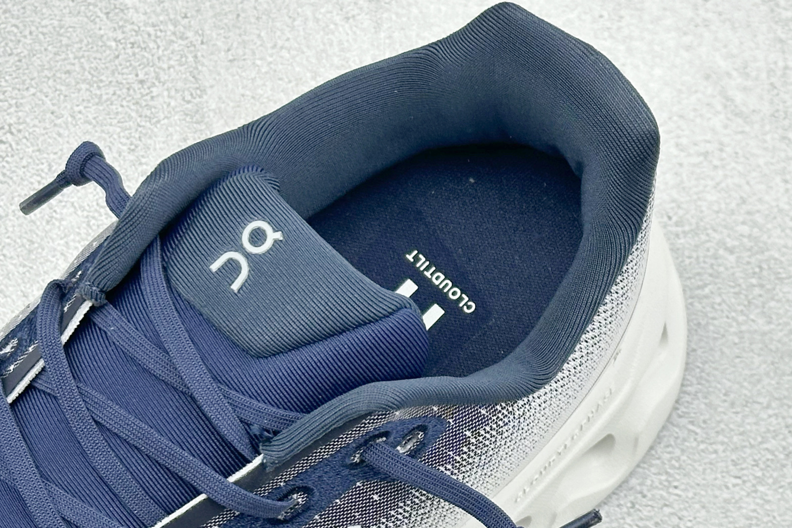 XF版On昂跑 Cloudtiit CL 户外街头机能风跑步鞋 3MF10101764-Top High Quatity Cheap Sneakers Fashion Clothing Clothes Bags handbags Shoes of all Brand wholesale With The best Quality And Beautiful Price from China Factory Chinese suppliers wholesaler seller XF版On昂跑 Cloudtiit CL 户外街头机能风跑步鞋 3MF10101764
