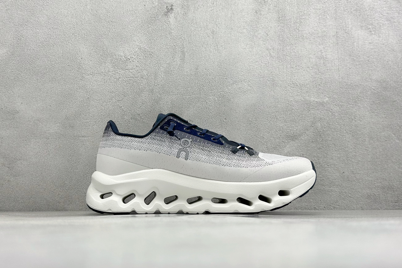 XF版On昂跑 Cloudtiit CL 户外街头机能风跑步鞋 3MF10101764-Top High Quatity Cheap Sneakers Fashion Clothing Clothes Bags handbags Shoes of all Brand wholesale With The best Quality And Beautiful Price from China Factory Chinese suppliers wholesaler seller XF版On昂跑 Cloudtiit CL 户外街头机能风跑步鞋 3MF10101764
