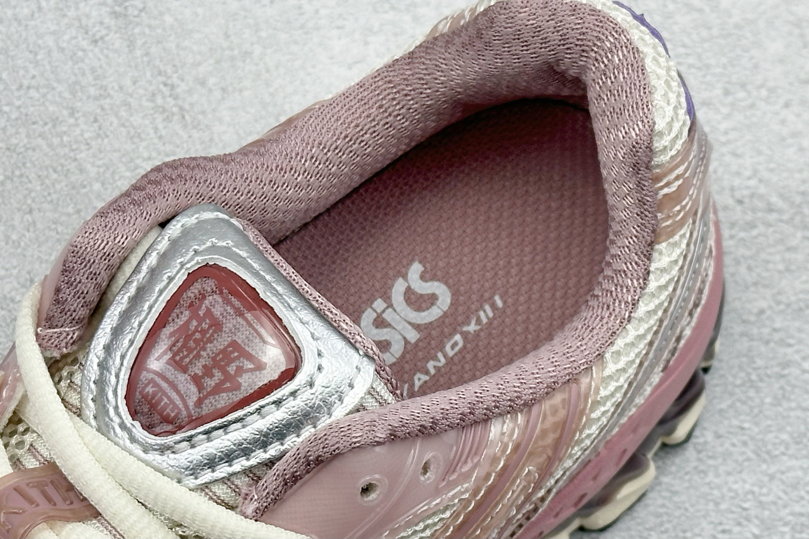 CH版Asics Gel-Kayano 12.1 亚瑟士 运动休闲透气专业跑鞋 1203B144-101-Top High Quatity Cheap Sneakers Fashion Clothing Clothes Bags handbags Shoes of all Brand wholesale With The best Quality And Beautiful Price from China Factory Chinese suppliers wholesaler seller CH版Asics Gel-Kayano 12.1 亚瑟士 运动休闲透气专业跑鞋 1203B144-101