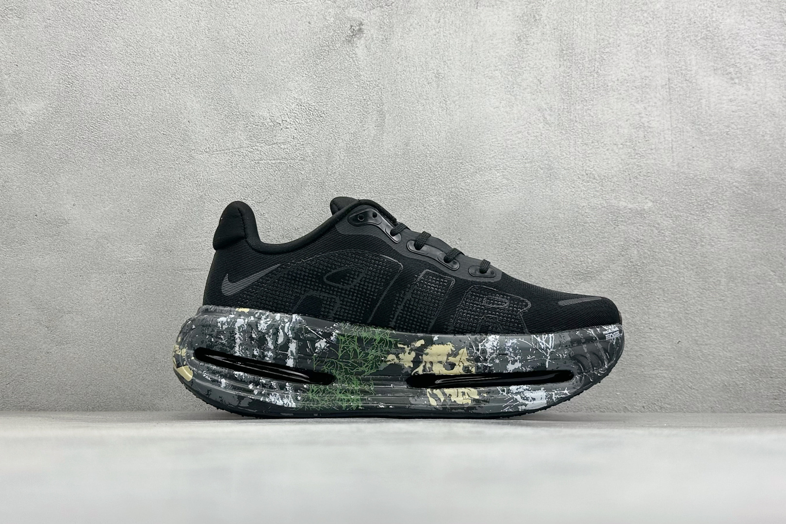 GS版Nike VOMERO PREMIUM 耐克 舒适减震防滑低帮跑步鞋 IO7325-001-Top High Quatity Cheap Sneakers Fashion Clothing Clothes Bags handbags Shoes of all Brand wholesale With The best Quality And Beautiful Price from China Factory Chinese suppliers wholesaler seller GS版Nike VOMERO PREMIUM 耐克 舒适减震防滑低帮跑步鞋 IO7325-001