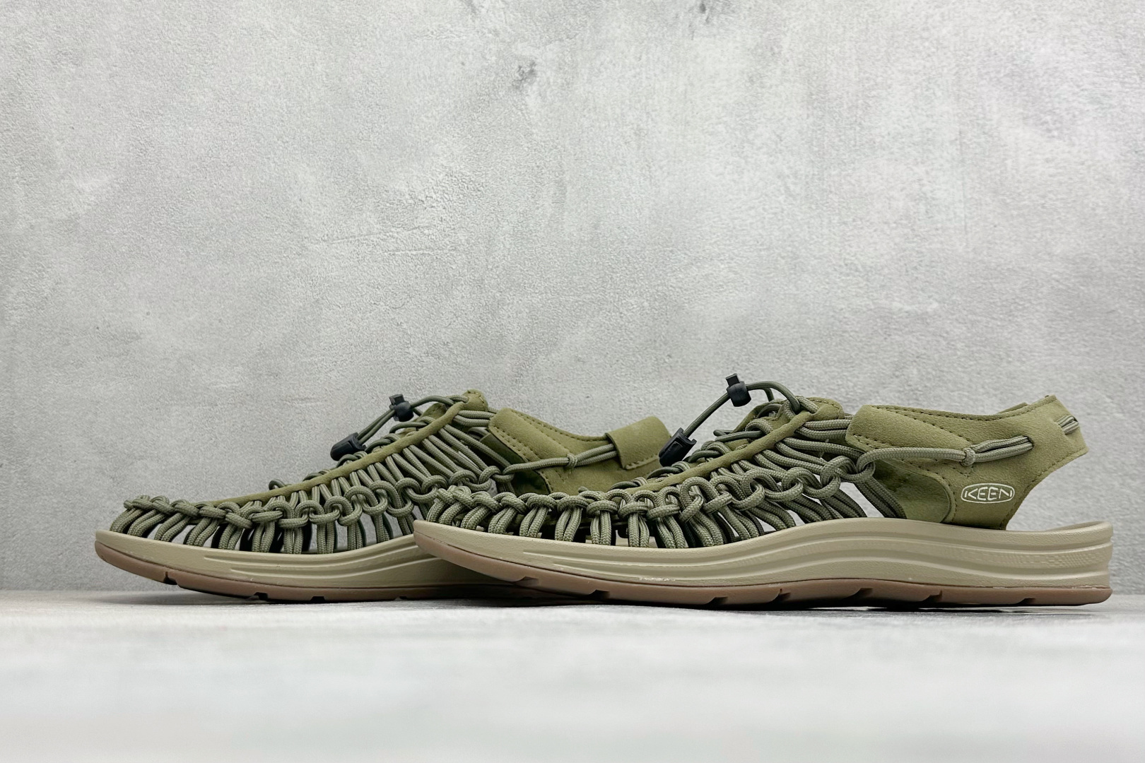 科恩 Keen Uneek Flat-M 平底编织弹力穿搭溯溪涉水休闲户外凉鞋 1014097-Top High Quatity Cheap Sneakers Fashion Clothing Clothes Bags handbags Shoes of all Brand wholesale With The best Quality And Beautiful Price from China Factory Chinese suppliers wholesaler seller 科恩 Keen Uneek Flat-M 平底编织弹力穿搭溯溪涉水休闲户外凉鞋 1014097