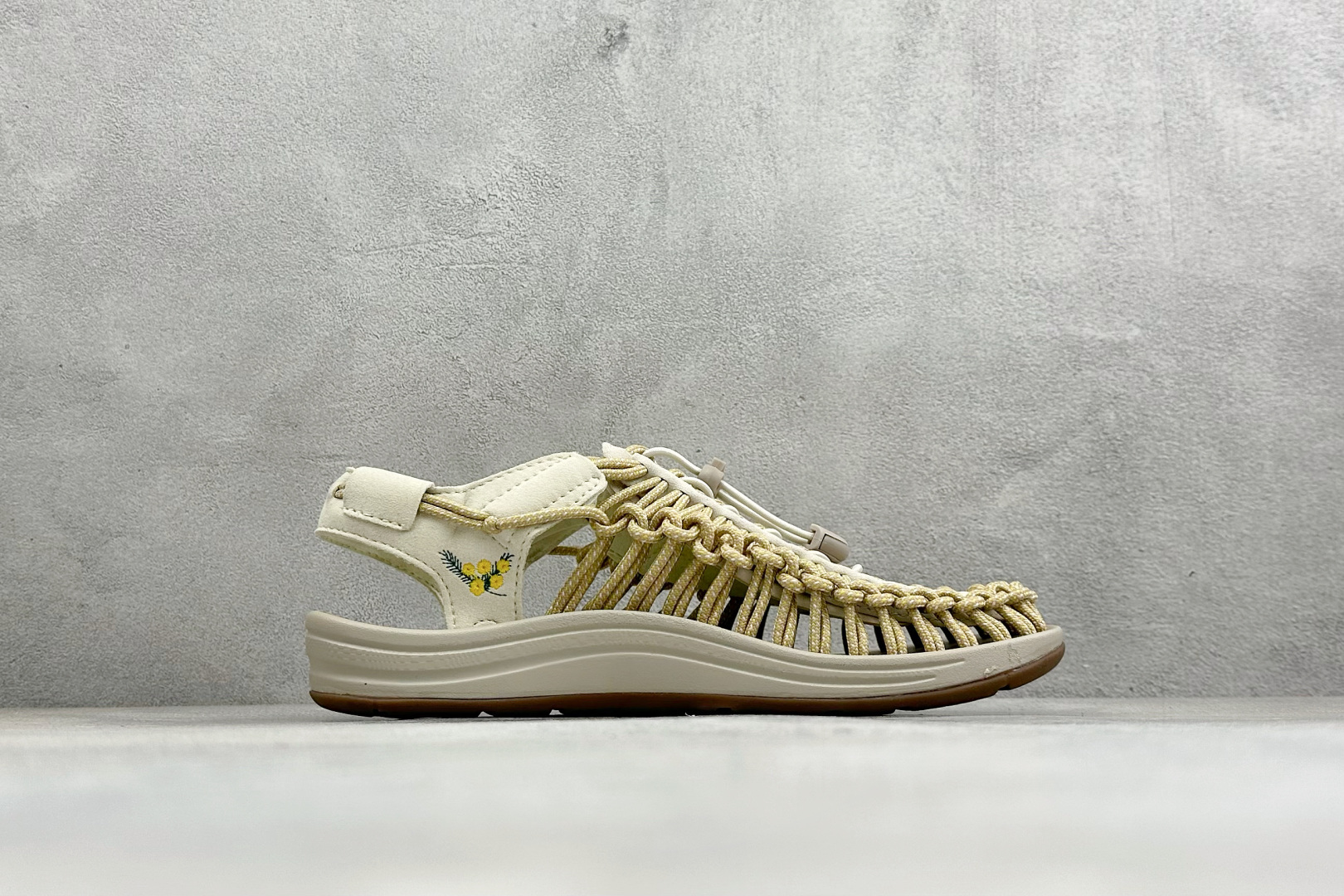 科恩 Keen Uneek Flat-M 平底编织弹力穿搭溯溪涉水休闲户外凉鞋 1025169-Top High Quatity Cheap Sneakers Fashion Clothing Clothes Bags handbags Shoes of all Brand wholesale With The best Quality And Beautiful Price from China Factory Chinese suppliers wholesaler seller 科恩 Keen Uneek Flat-M 平底编织弹力穿搭溯溪涉水休闲户外凉鞋 1025169