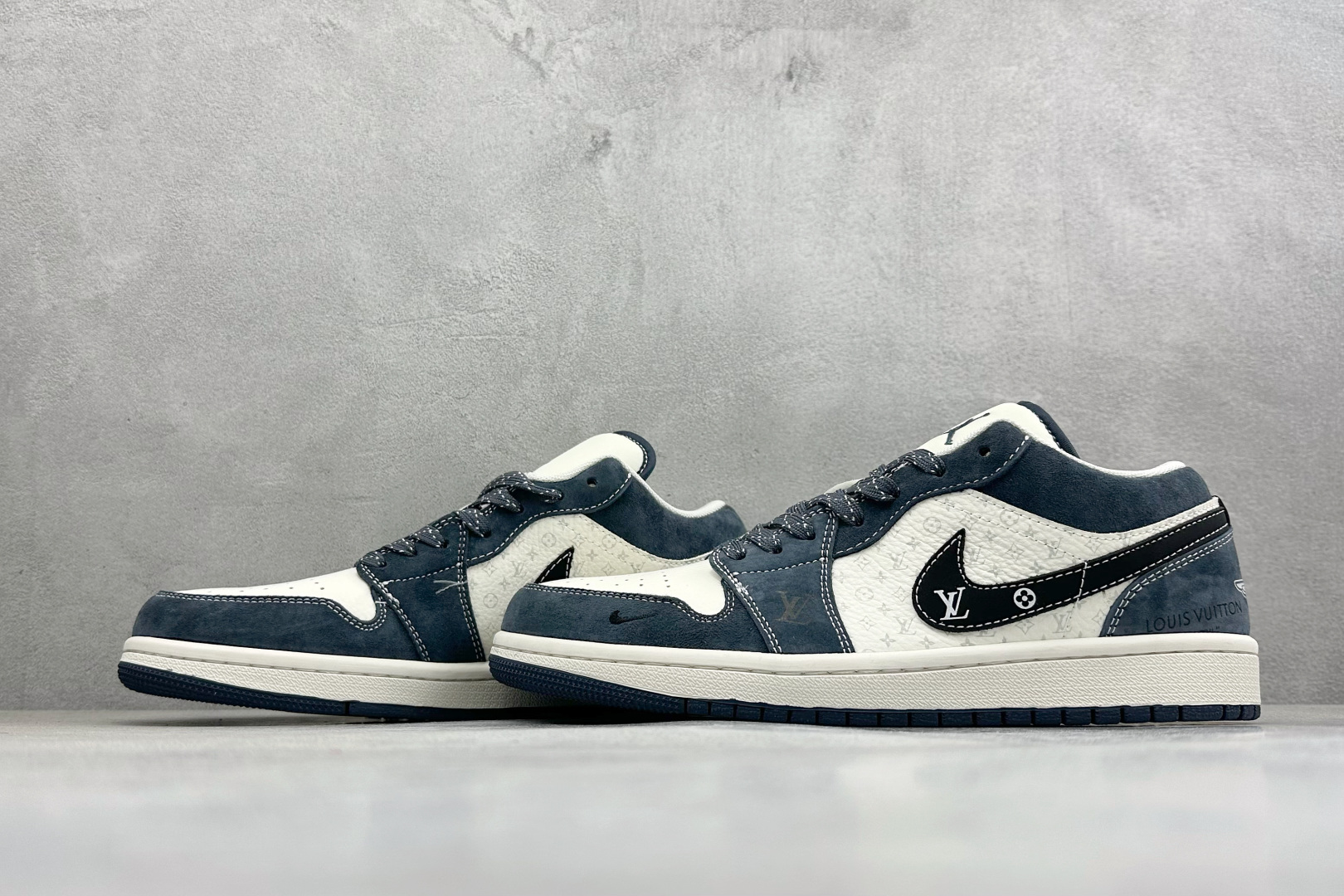 Air Jordan 1 Low AJ1 乔1 LV联名 高端定制 低帮复古篮球鞋 KG6669-F57-Top High Quatity Cheap Sneakers Fashion Clothing Clothes Bags handbags Shoes of all Brand wholesale With The best Quality And Beautiful Price from China Factory Chinese suppliers wholesaler seller Air Jordan 1 Low AJ1 乔1 LV联名 高端定制 低帮复古篮球鞋 KG6669-F57