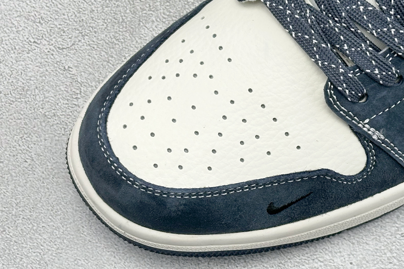 Air Jordan 1 Low AJ1 乔1 LV联名 高端定制 低帮复古篮球鞋 KG6669-F57-Top High Quatity Cheap Sneakers Fashion Clothing Clothes Bags handbags Shoes of all Brand wholesale With The best Quality And Beautiful Price from China Factory Chinese suppliers wholesaler seller Air Jordan 1 Low AJ1 乔1 LV联名 高端定制 低帮复古篮球鞋 KG6669-F57