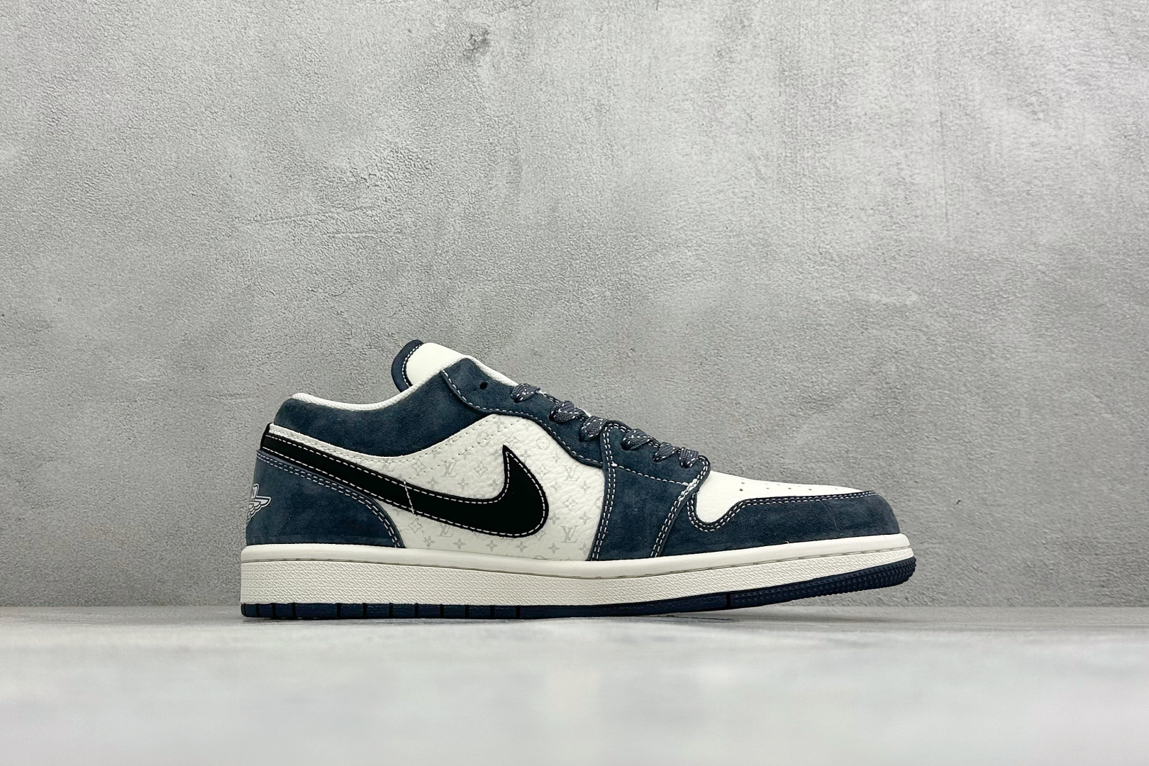 Air Jordan 1 Low AJ1 乔1 LV联名 高端定制 低帮复古篮球鞋 KG6669-F57-Top High Quatity Cheap Sneakers Fashion Clothing Clothes Bags handbags Shoes of all Brand wholesale With The best Quality And Beautiful Price from China Factory Chinese suppliers wholesaler seller Air Jordan 1 Low AJ1 乔1 LV联名 高端定制 低帮复古篮球鞋 KG6669-F57