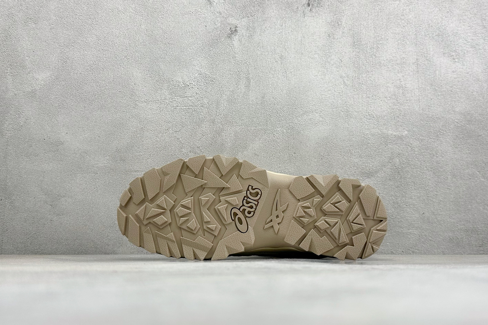 Asics Gel-Truck 亚瑟士 登山徒步 户外运动平衡减震 抗冲击支撑 防滑耐磨平衡轻便 户外功能鞋 1203A714-020-Top High Quatity Cheap Sneakers Fashion Clothing Clothes Bags handbags Shoes of all Brand wholesale With The best Quality And Beautiful Price from China Factory Chinese suppliers wholesaler seller Asics Gel-Truck 亚瑟士 登山徒步 户外运动平衡减震 抗冲击支撑 防滑耐磨平衡轻便 户外功能鞋 1203A714-020