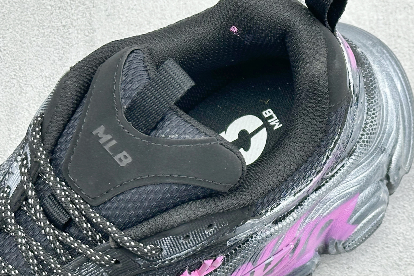 MLB NY 印花网红老爹跑鞋 手工定定制涂鸦恶作剧 3ASXCA12N-Top High Quatity Cheap Sneakers Fashion Clothing Clothes Bags handbags Shoes of all Brand wholesale With The best Quality And Beautiful Price from China Factory Chinese suppliers wholesaler seller MLB NY 印花网红老爹跑鞋 手工定定制涂鸦恶作剧 3ASXCA12N