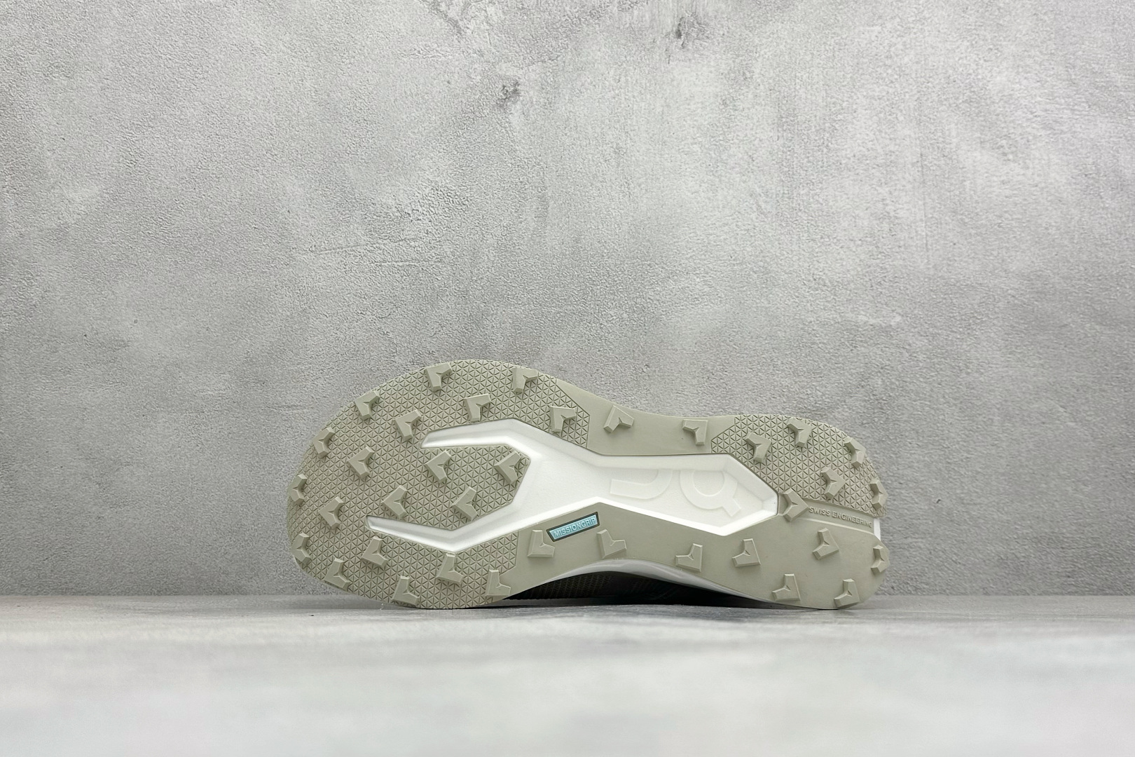 XF版On昂跑 Cloudultra Pro 户外街头机能风跑步鞋 Cloud Hi Edge户外机能融合街头潮流 3MF30170158-Top High Quatity Cheap Sneakers Fashion Clothing Clothes Bags handbags Shoes of all Brand wholesale With The best Quality And Beautiful Price from China Factory Chinese suppliers wholesaler seller XF版On昂跑 Cloudultra Pro 户外街头机能风跑步鞋 Cloud Hi Edge户外机能融合街头潮流 3MF30170158