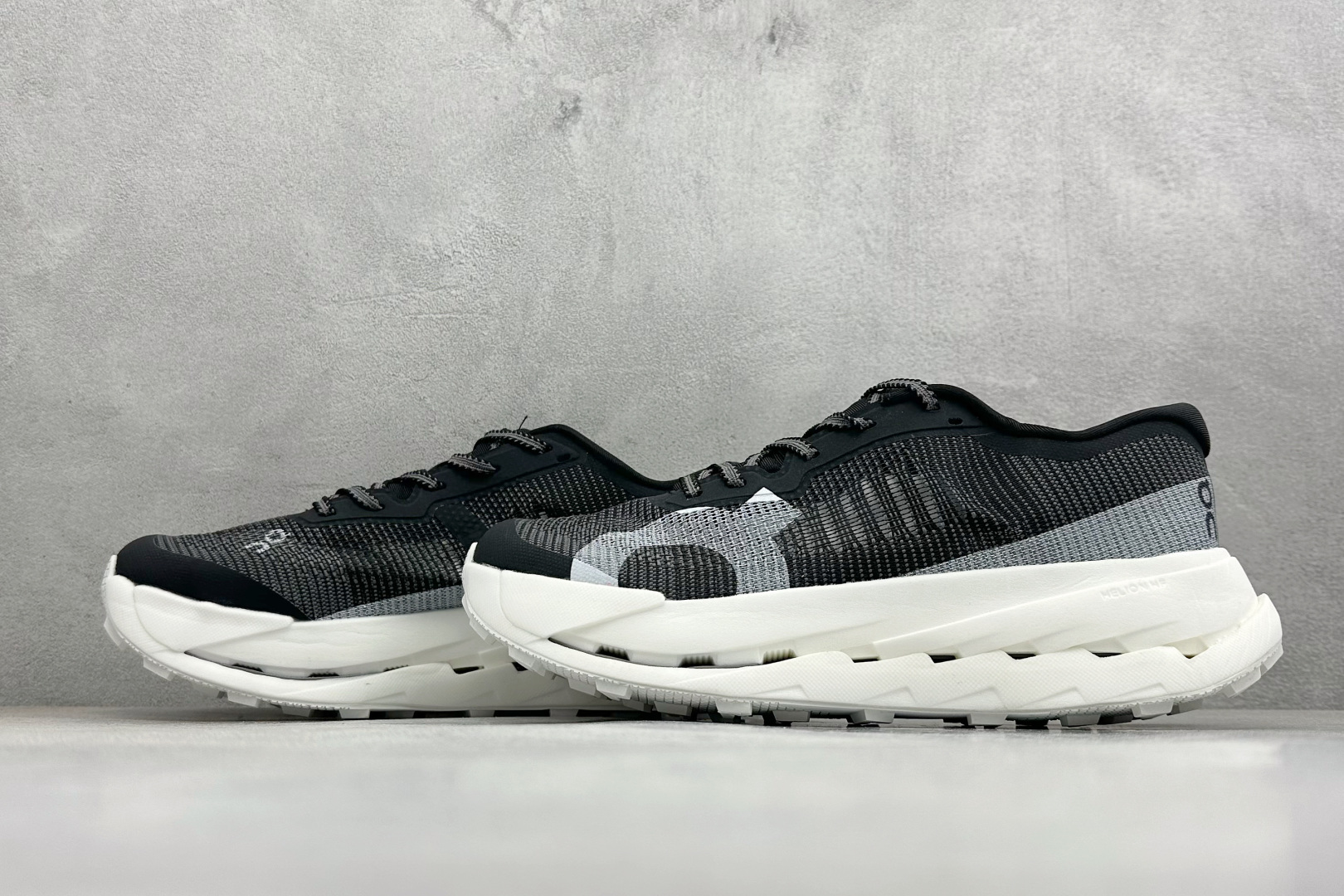 XF版On昂跑 Cloudultra Pro 户外街头机能风跑步鞋 3MF30176201-Top High Quatity Cheap Sneakers Fashion Clothing Clothes Bags handbags Shoes of all Brand wholesale With The best Quality And Beautiful Price from China Factory Chinese suppliers wholesaler seller XF版On昂跑 Cloudultra Pro 户外街头机能风跑步鞋 3MF30176201