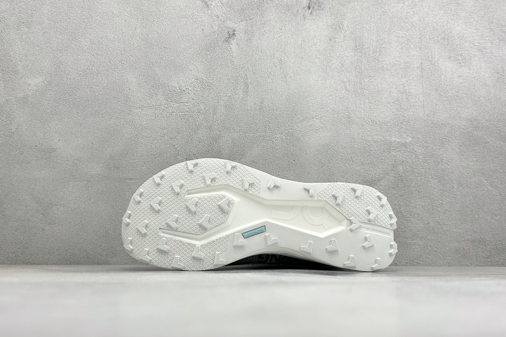 XF版On昂跑 Cloudultra Pro 户外街头机能风跑步鞋 3MF30176201-Top High Quatity Cheap Sneakers Fashion Clothing Clothes Bags handbags Shoes of all Brand wholesale With The best Quality And Beautiful Price from China Factory Chinese suppliers wholesaler seller XF版On昂跑 Cloudultra Pro 户外街头机能风跑步鞋 3MF30176201