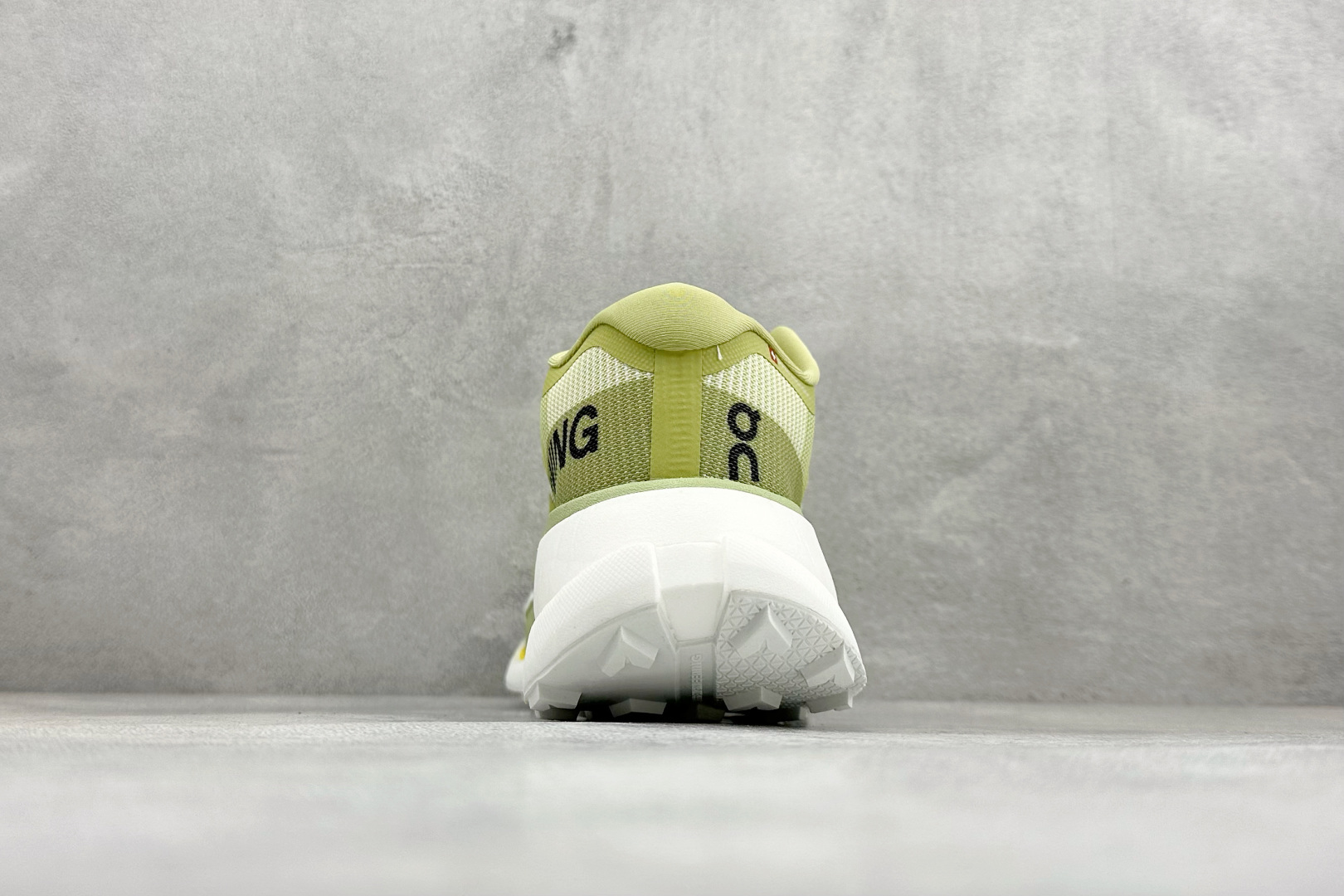 XF版On昂跑 Cloudultra Pro 户外街头机能风跑步鞋 3MF30172781-Top High Quatity Cheap Sneakers Fashion Clothing Clothes Bags handbags Shoes of all Brand wholesale With The best Quality And Beautiful Price from China Factory Chinese suppliers wholesaler seller XF版On昂跑 Cloudultra Pro 户外街头机能风跑步鞋 3MF30172781