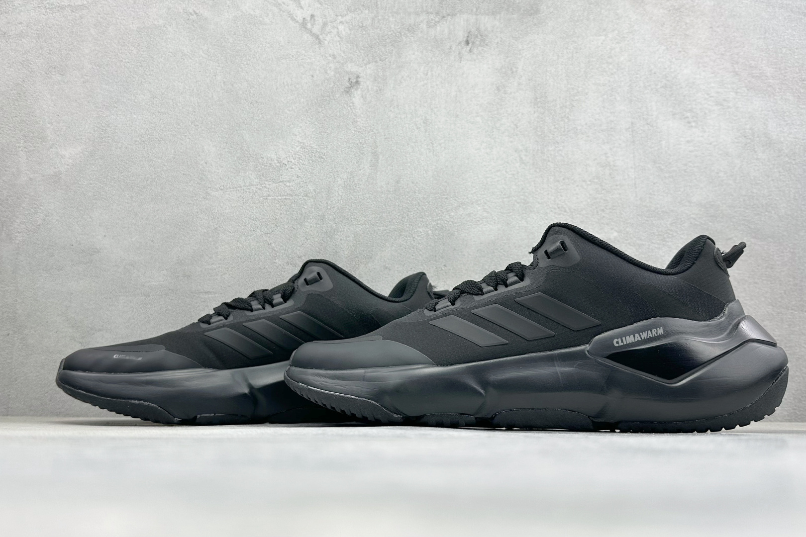 Adidas CLIMAWACRUISER 中帮登山缓震徒步鞋 GZ4074-Top High Quatity Cheap Sneakers Fashion Clothing Clothes Bags handbags Shoes of all Brand wholesale With The best Quality And Beautiful Price from China Factory Chinese suppliers wholesaler seller Adidas CLIMAWACRUISER 中帮登山缓震徒步鞋 GZ4074