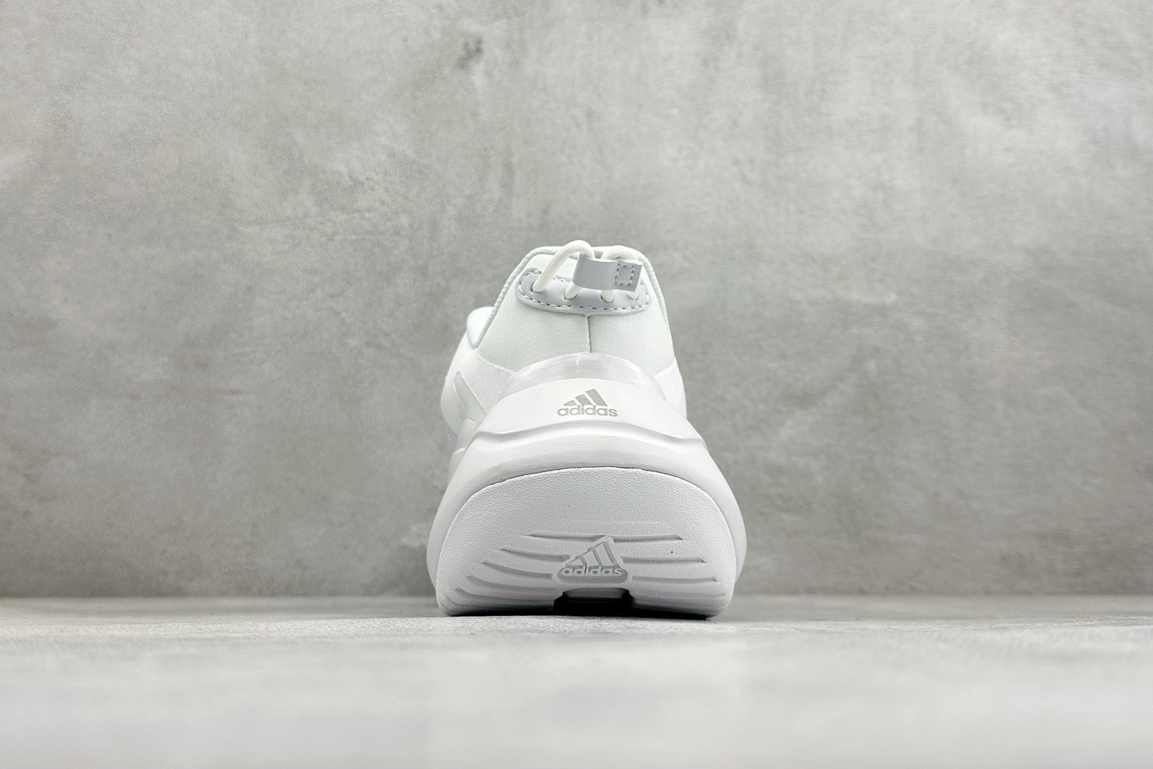 Adidas CLIMAWACRUISER 中帮登山缓震徒步鞋 GZ6069-Top High Quatity Cheap Sneakers Fashion Clothing Clothes Bags handbags Shoes of all Brand wholesale With The best Quality And Beautiful Price from China Factory Chinese suppliers wholesaler seller Adidas CLIMAWACRUISER 中帮登山缓震徒步鞋 GZ6069
