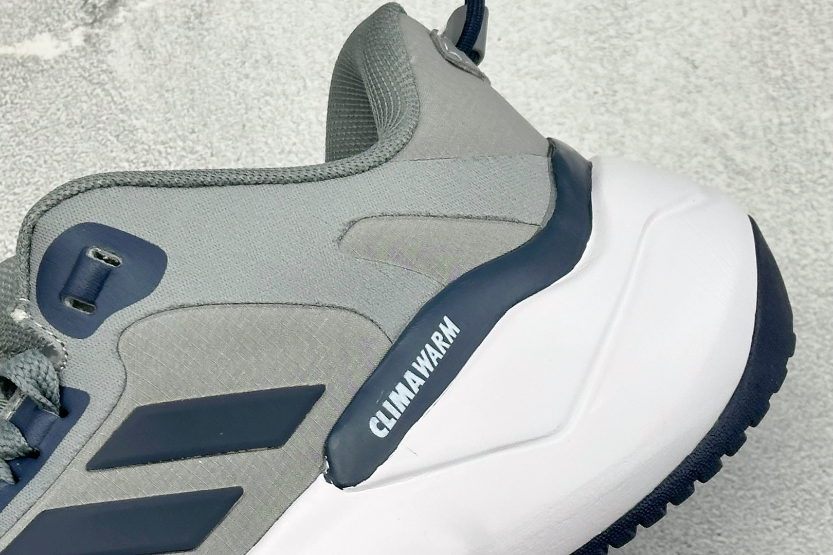 Adidas CLIMAWACRUISER 中帮登山缓震徒步鞋 GZ6078-Top High Quatity Cheap Sneakers Fashion Clothing Clothes Bags handbags Shoes of all Brand wholesale With The best Quality And Beautiful Price from China Factory Chinese suppliers wholesaler seller Adidas CLIMAWACRUISER 中帮登山缓震徒步鞋 GZ6078