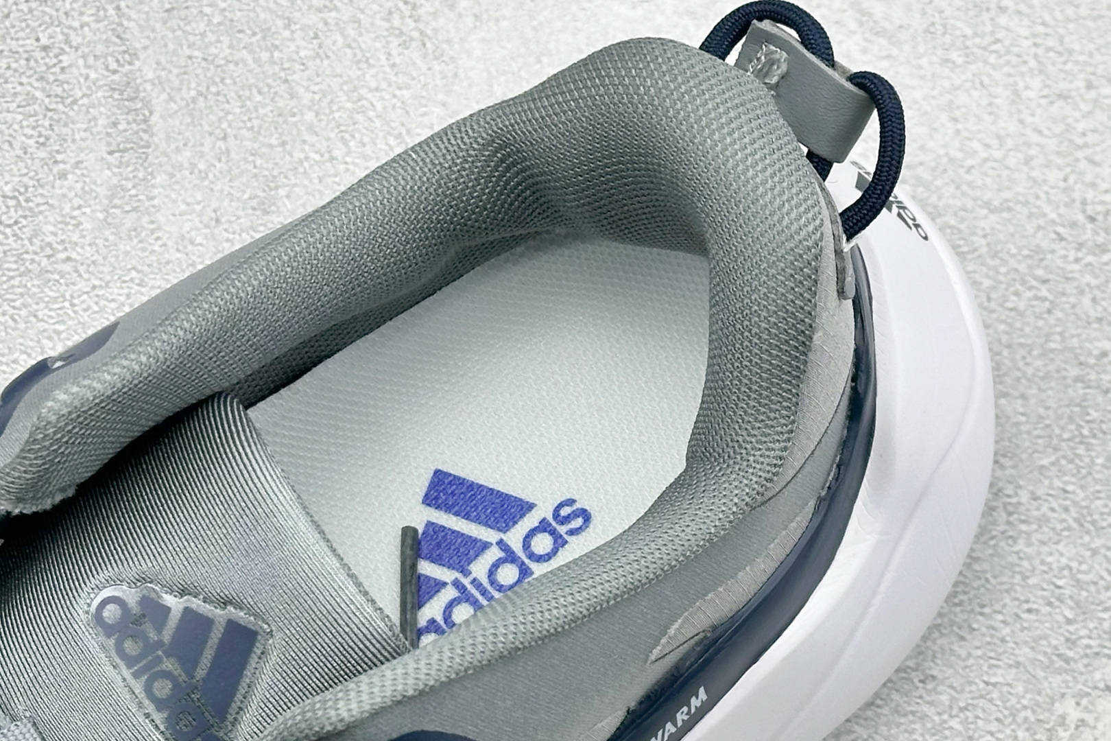 Adidas CLIMAWACRUISER 中帮登山缓震徒步鞋 GZ6078-Top High Quatity Cheap Sneakers Fashion Clothing Clothes Bags handbags Shoes of all Brand wholesale With The best Quality And Beautiful Price from China Factory Chinese suppliers wholesaler seller Adidas CLIMAWACRUISER 中帮登山缓震徒步鞋 GZ6078