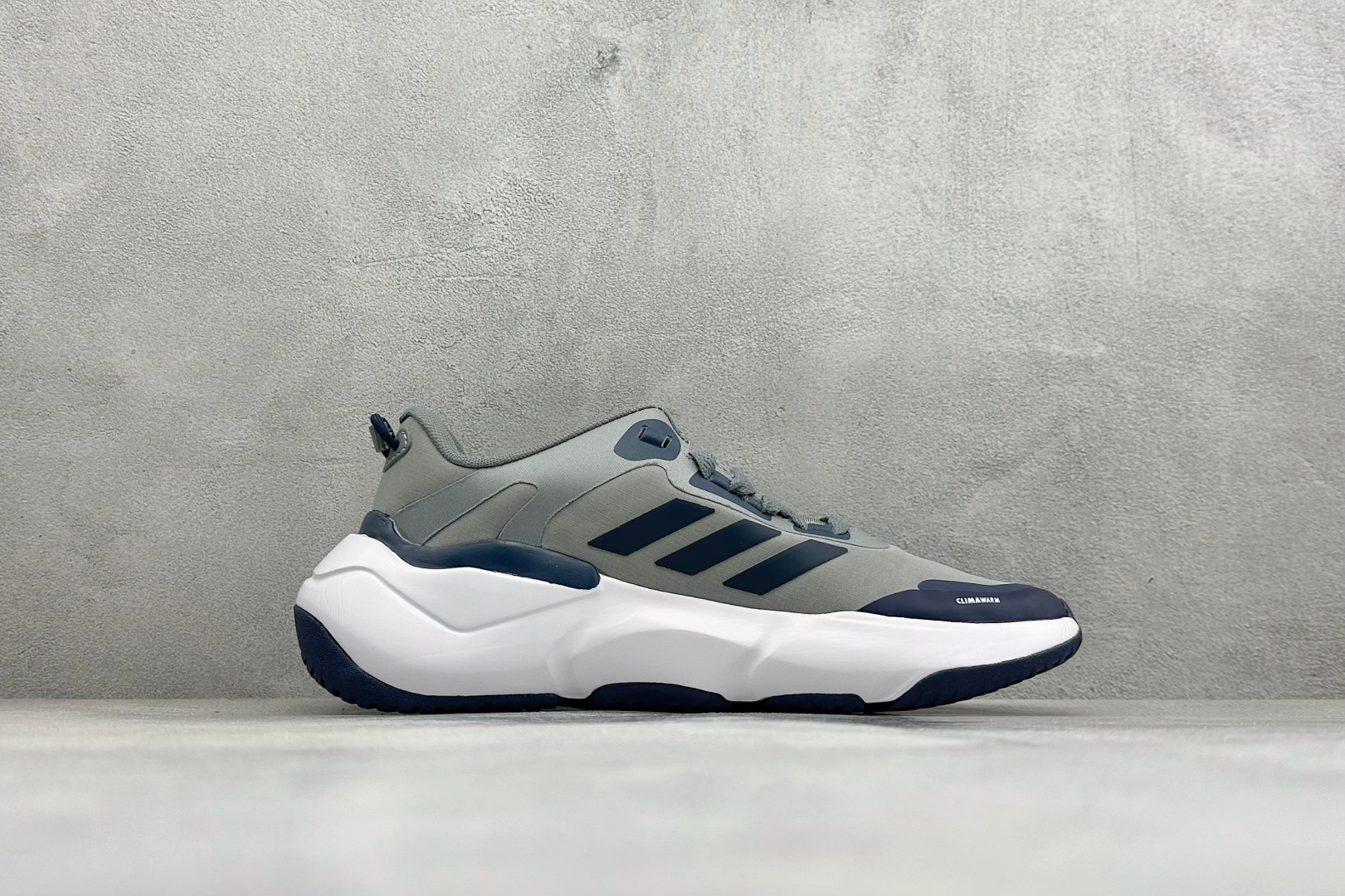 Adidas CLIMAWACRUISER 中帮登山缓震徒步鞋 GZ6078-Top High Quatity Cheap Sneakers Fashion Clothing Clothes Bags handbags Shoes of all Brand wholesale With The best Quality And Beautiful Price from China Factory Chinese suppliers wholesaler seller Adidas CLIMAWACRUISER 中帮登山缓震徒步鞋 GZ6078
