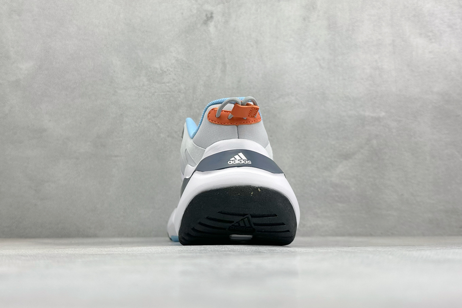 Adidas CLIMAWACRUISER 中帮登山缓震徒步鞋 GZ6075-Top High Quatity Cheap Sneakers Fashion Clothing Clothes Bags handbags Shoes of all Brand wholesale With The best Quality And Beautiful Price from China Factory Chinese suppliers wholesaler seller Adidas CLIMAWACRUISER 中帮登山缓震徒步鞋 GZ6075