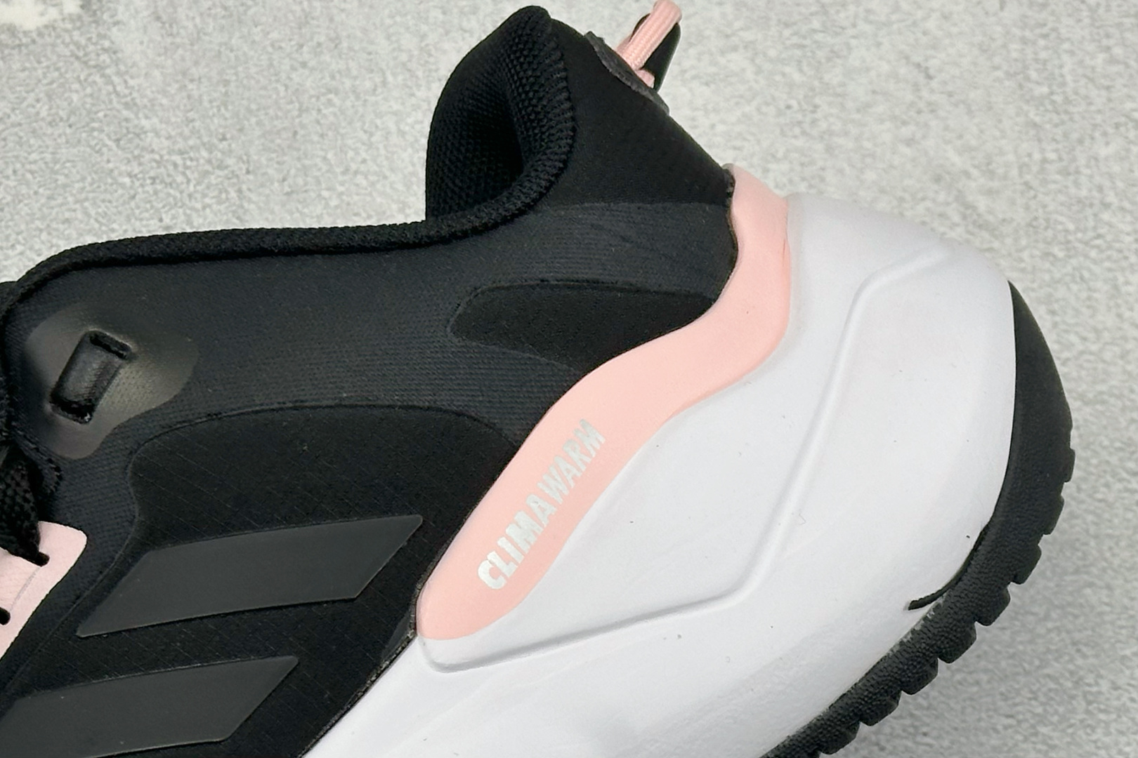 Adidas CLIMAWACRUISER 中帮登山缓震徒步鞋 GZ4161