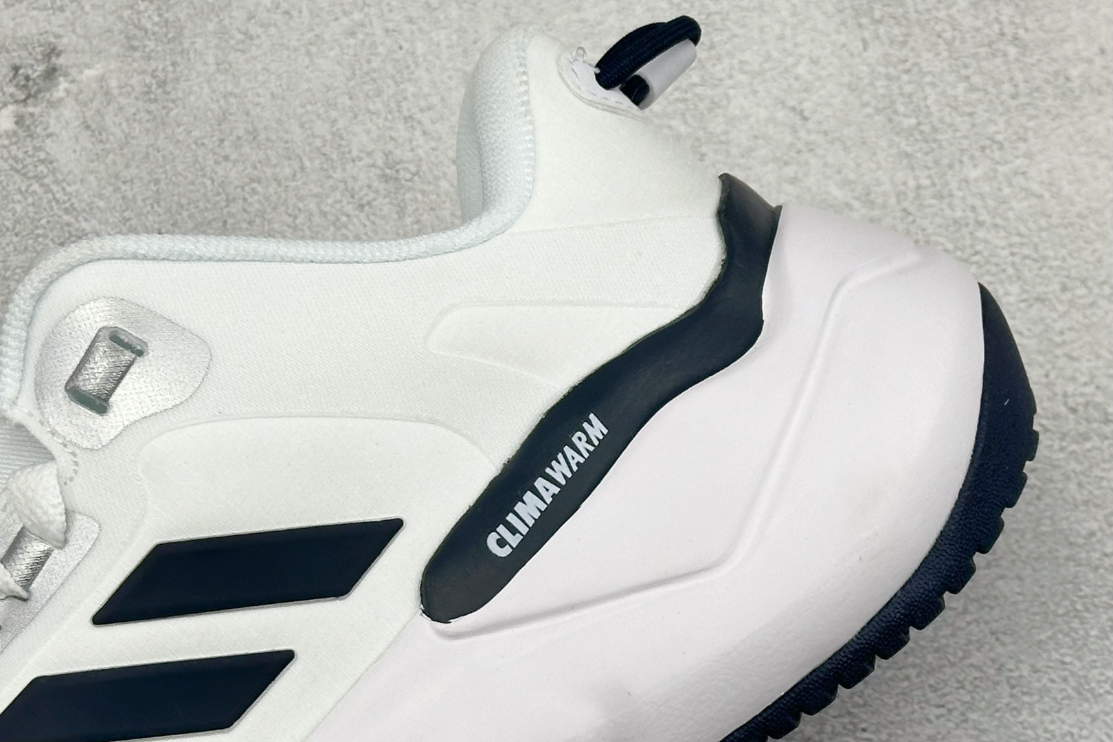 Adidas CLIMAWACRUISER 中帮登山缓震徒步鞋 GZ6080-Top High Quatity Cheap Sneakers Fashion Clothing Clothes Bags handbags Shoes of all Brand wholesale With The best Quality And Beautiful Price from China Factory Chinese suppliers wholesaler seller Adidas CLIMAWACRUISER 中帮登山缓震徒步鞋 GZ6080