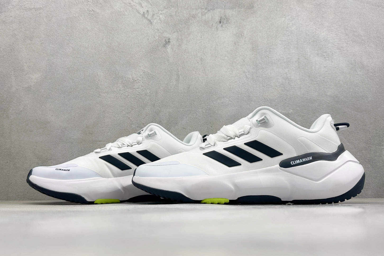 Adidas CLIMAWACRUISER 中帮登山缓震徒步鞋 GZ6080-Top High Quatity Cheap Sneakers Fashion Clothing Clothes Bags handbags Shoes of all Brand wholesale With The best Quality And Beautiful Price from China Factory Chinese suppliers wholesaler seller Adidas CLIMAWACRUISER 中帮登山缓震徒步鞋 GZ6080