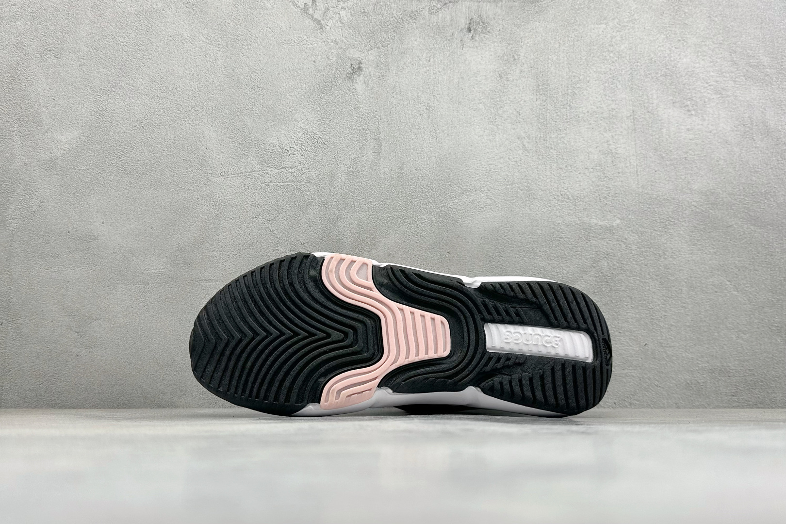 Adidas CLIMAWACRUISER 中帮登山缓震徒步鞋 GZ6072-Top High Quatity Cheap Sneakers Fashion Clothing Clothes Bags handbags Shoes of all Brand wholesale With The best Quality And Beautiful Price from China Factory Chinese suppliers wholesaler seller Adidas CLIMAWACRUISER 中帮登山缓震徒步鞋 GZ6072