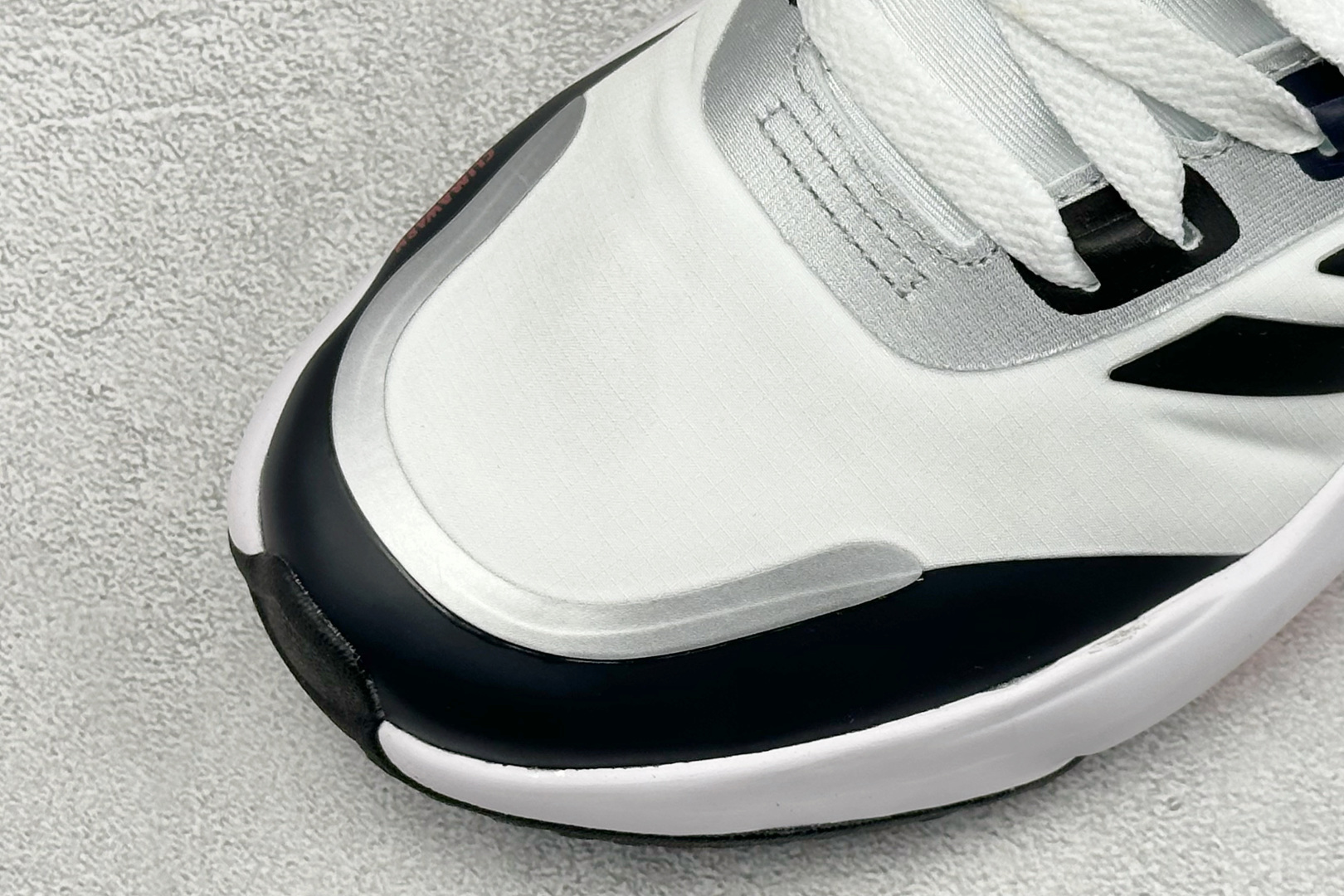Adidas CLIMAWACRUISER 中帮登山缓震徒步鞋 GZ6076-Top High Quatity Cheap Sneakers Fashion Clothing Clothes Bags handbags Shoes of all Brand wholesale With The best Quality And Beautiful Price from China Factory Chinese suppliers wholesaler seller Adidas CLIMAWACRUISER 中帮登山缓震徒步鞋 GZ6076