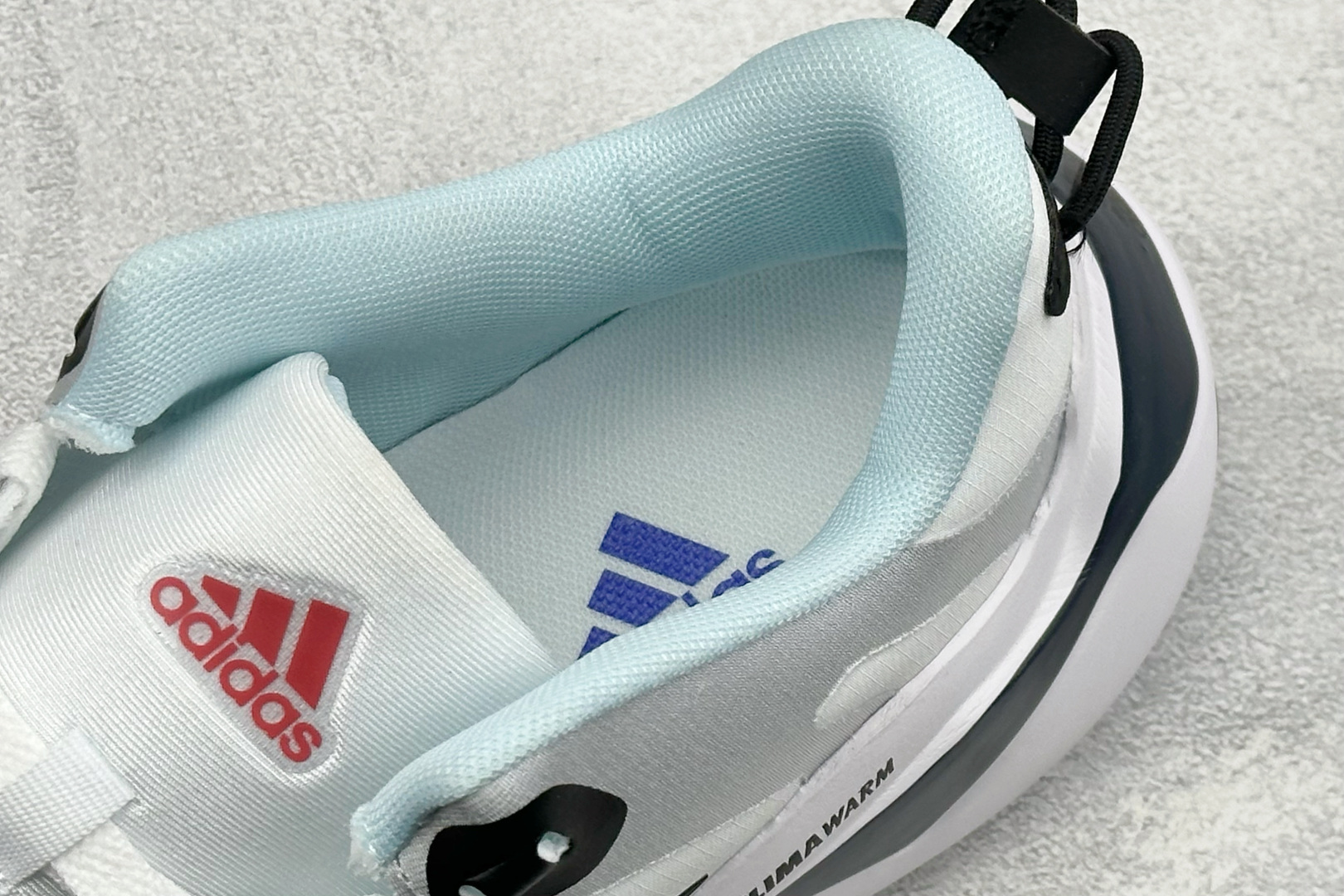 Adidas CLIMAWACRUISER 中帮登山缓震徒步鞋 GZ6076-Top High Quatity Cheap Sneakers Fashion Clothing Clothes Bags handbags Shoes of all Brand wholesale With The best Quality And Beautiful Price from China Factory Chinese suppliers wholesaler seller Adidas CLIMAWACRUISER 中帮登山缓震徒步鞋 GZ6076