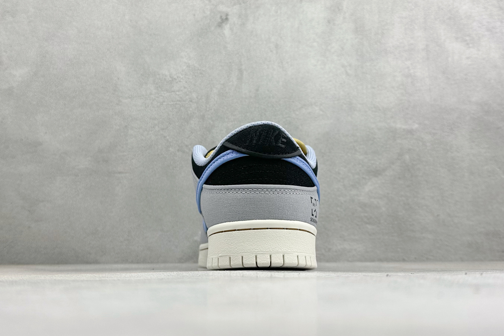 K版Nike SB Dunk Low 蓝岸晨雾 低帮休闲板鞋 FN5880-001-Top High Quatity Cheap Sneakers Fashion Clothing Clothes Bags handbags Shoes of all Brand wholesale With The best Quality And Beautiful Price from China Factory Chinese suppliers wholesaler seller K版Nike SB Dunk Low 蓝岸晨雾 低帮休闲板鞋 FN5880-001