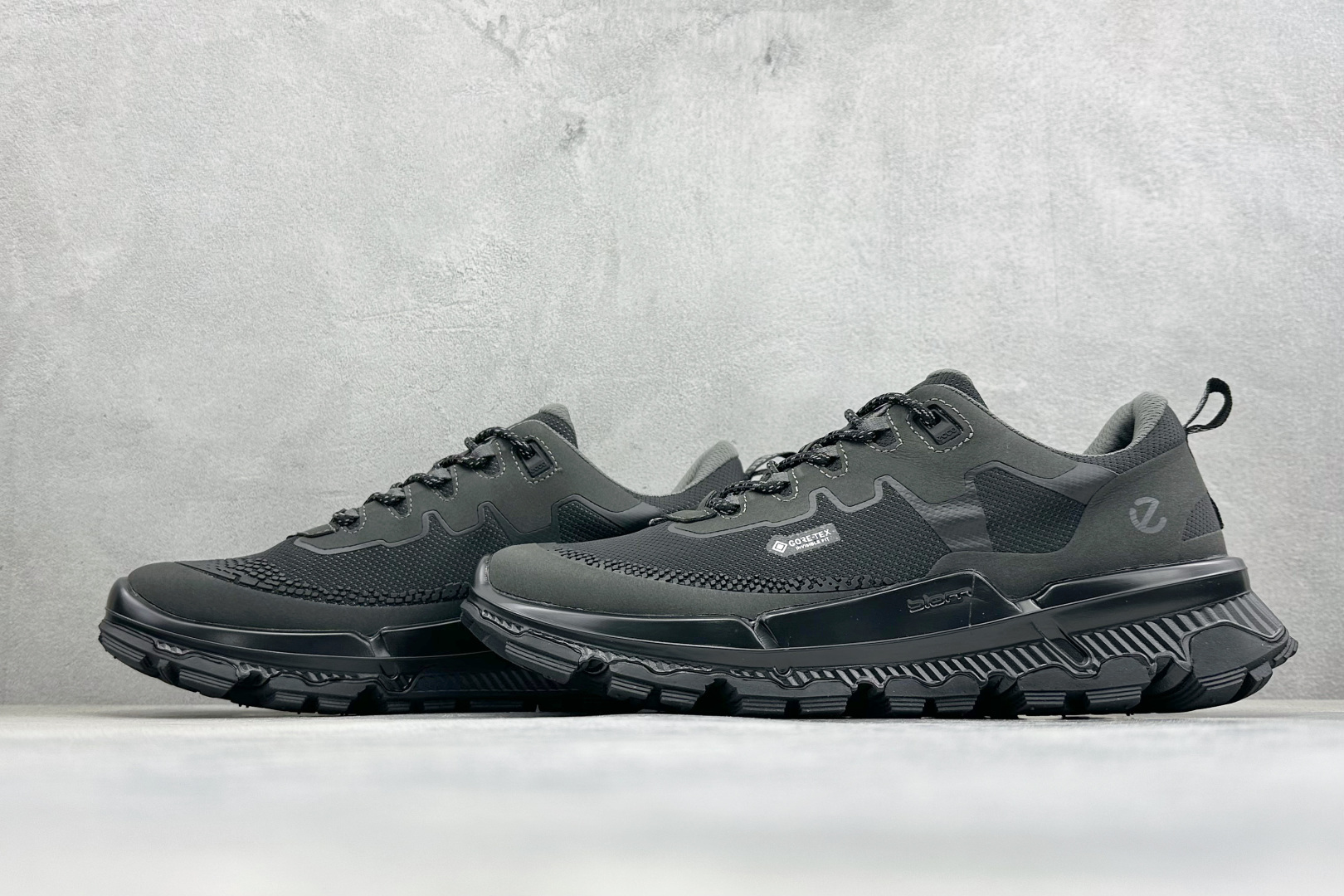 ECCO爱步男款新款运动登山鞋 轻盈减震牛皮耐磨户外跑鞋 842344-Top High Quatity Cheap Sneakers Fashion Clothing Clothes Bags handbags Shoes of all Brand wholesale With The best Quality And Beautiful Price from China Factory Chinese suppliers wholesaler seller ECCO爱步男款新款运动登山鞋 轻盈减震牛皮耐磨户外跑鞋 842344