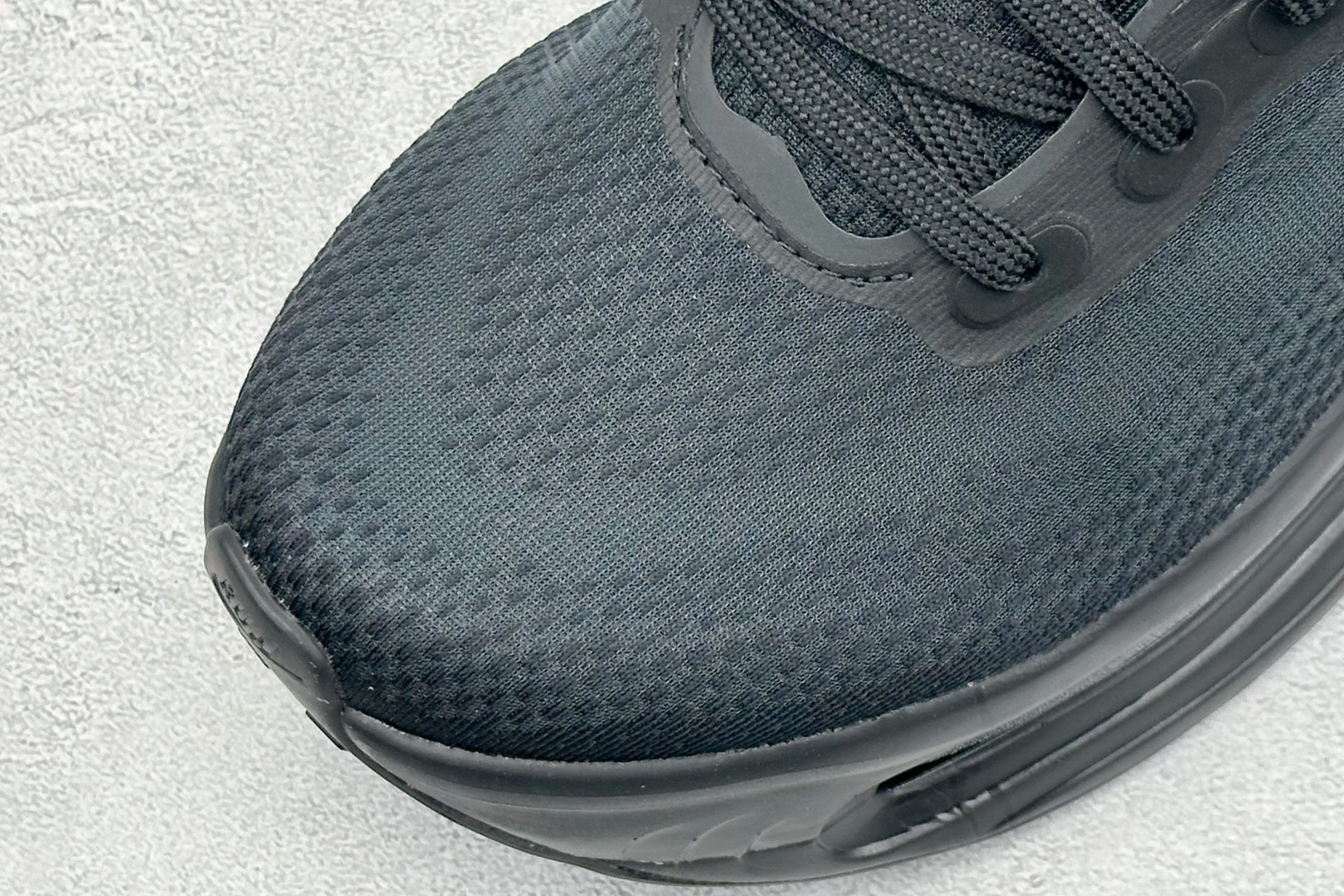 Nike Air Zoom Vomero Premium 耐克网面厚底气垫跑鞋 IQ0627-001-Top High Quatity Cheap Sneakers Fashion Clothing Clothes Bags handbags Shoes of all Brand wholesale With The best Quality And Beautiful Price from China Factory Chinese suppliers wholesaler seller Nike Air Zoom Vomero Premium 耐克网面厚底气垫跑鞋 IQ0627-001