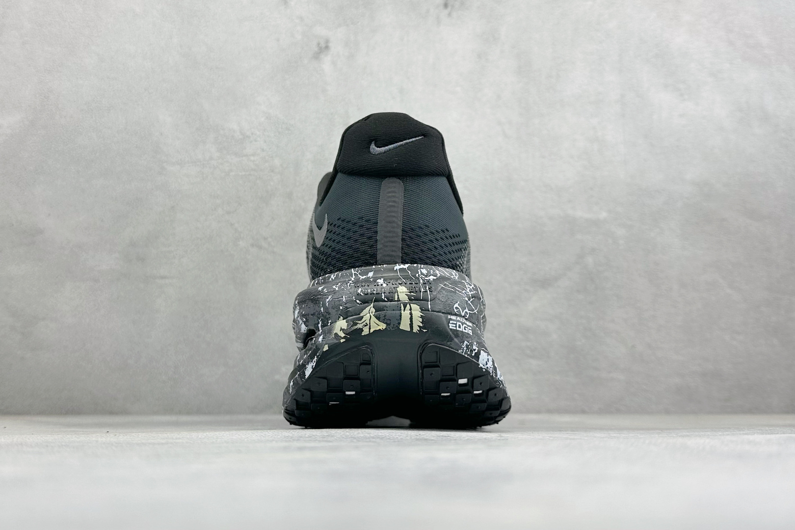Nike Air Zoom Vomero Premium 耐克网面厚底气垫跑鞋 IO7325-001-Top High Quatity Cheap Sneakers Fashion Clothing Clothes Bags handbags Shoes of all Brand wholesale With The best Quality And Beautiful Price from China Factory Chinese suppliers wholesaler seller Nike Air Zoom Vomero Premium 耐克网面厚底气垫跑鞋 IO7325-001