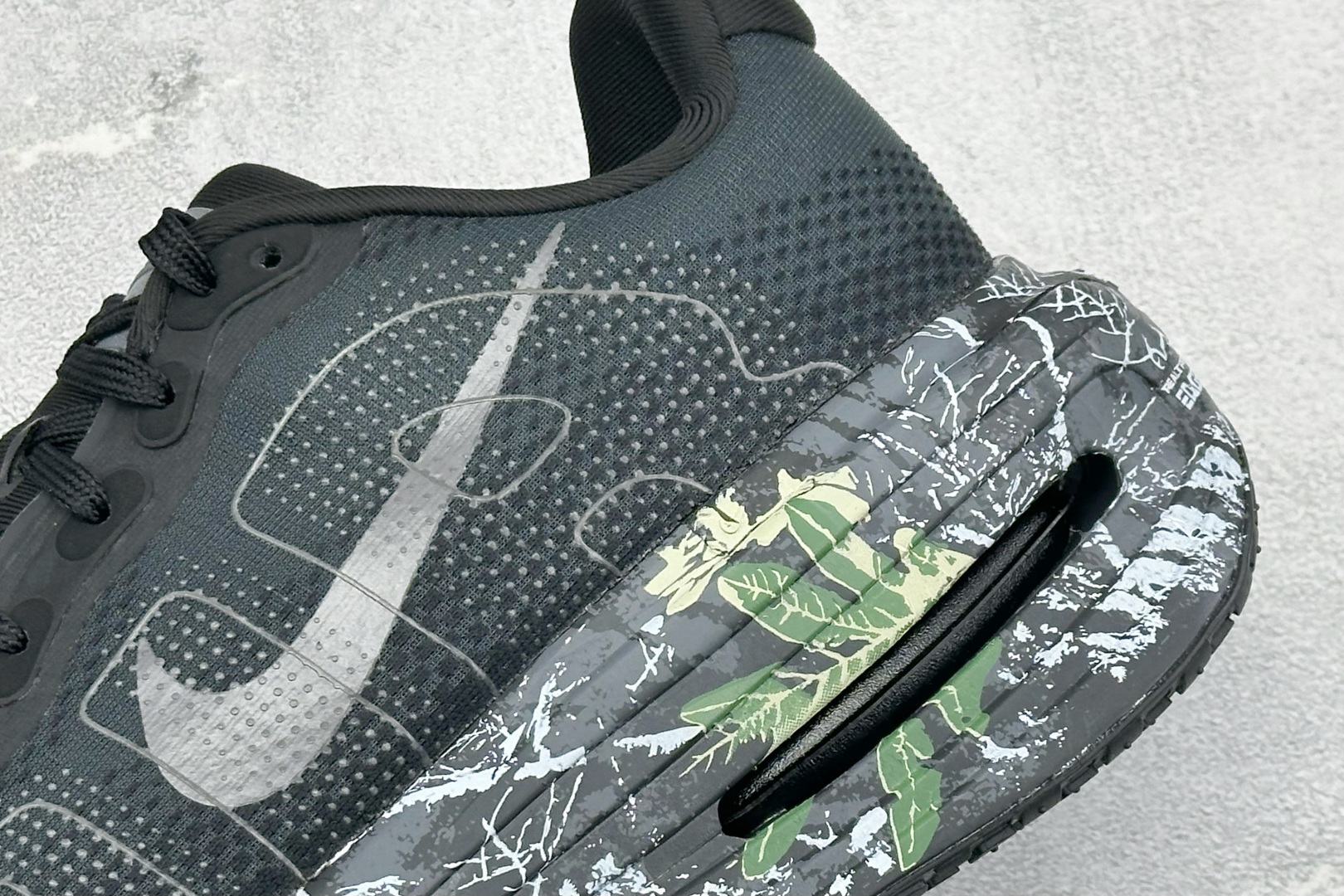 Nike Air Zoom Vomero Premium 耐克网面厚底气垫跑鞋 IO7325-001-Top High Quatity Cheap Sneakers Fashion Clothing Clothes Bags handbags Shoes of all Brand wholesale With The best Quality And Beautiful Price from China Factory Chinese suppliers wholesaler seller Nike Air Zoom Vomero Premium 耐克网面厚底气垫跑鞋 IO7325-001