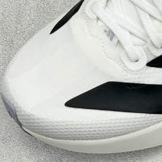 RS版Adidas Adizero Evo SL 阿迪超轻透气缓震跑鞋整体外观造型与adiZero Ad RS版Adidas Adizero Evo SL 阿迪超轻透气缓震跑鞋整体外观造型与adiZero Ad