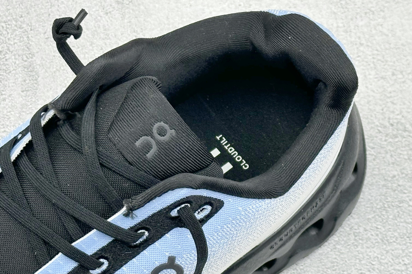 XF版On昂跑 Cloudtiit CL 户外街头机能风跑步鞋 3ME10102860-Top High Quatity Cheap Sneakers Fashion Clothing Clothes Bags handbags Shoes of all Brand wholesale With The best Quality And Beautiful Price from China Factory Chinese suppliers wholesaler seller XF版On昂跑 Cloudtiit CL 户外街头机能风跑步鞋 3ME10102860