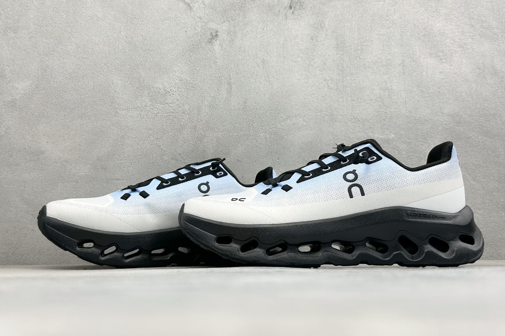 XF版On昂跑 Cloudtiit CL 户外街头机能风跑步鞋 3ME10102860-Top High Quatity Cheap Sneakers Fashion Clothing Clothes Bags handbags Shoes of all Brand wholesale With The best Quality And Beautiful Price from China Factory Chinese suppliers wholesaler seller XF版On昂跑 Cloudtiit CL 户外街头机能风跑步鞋 3ME10102860