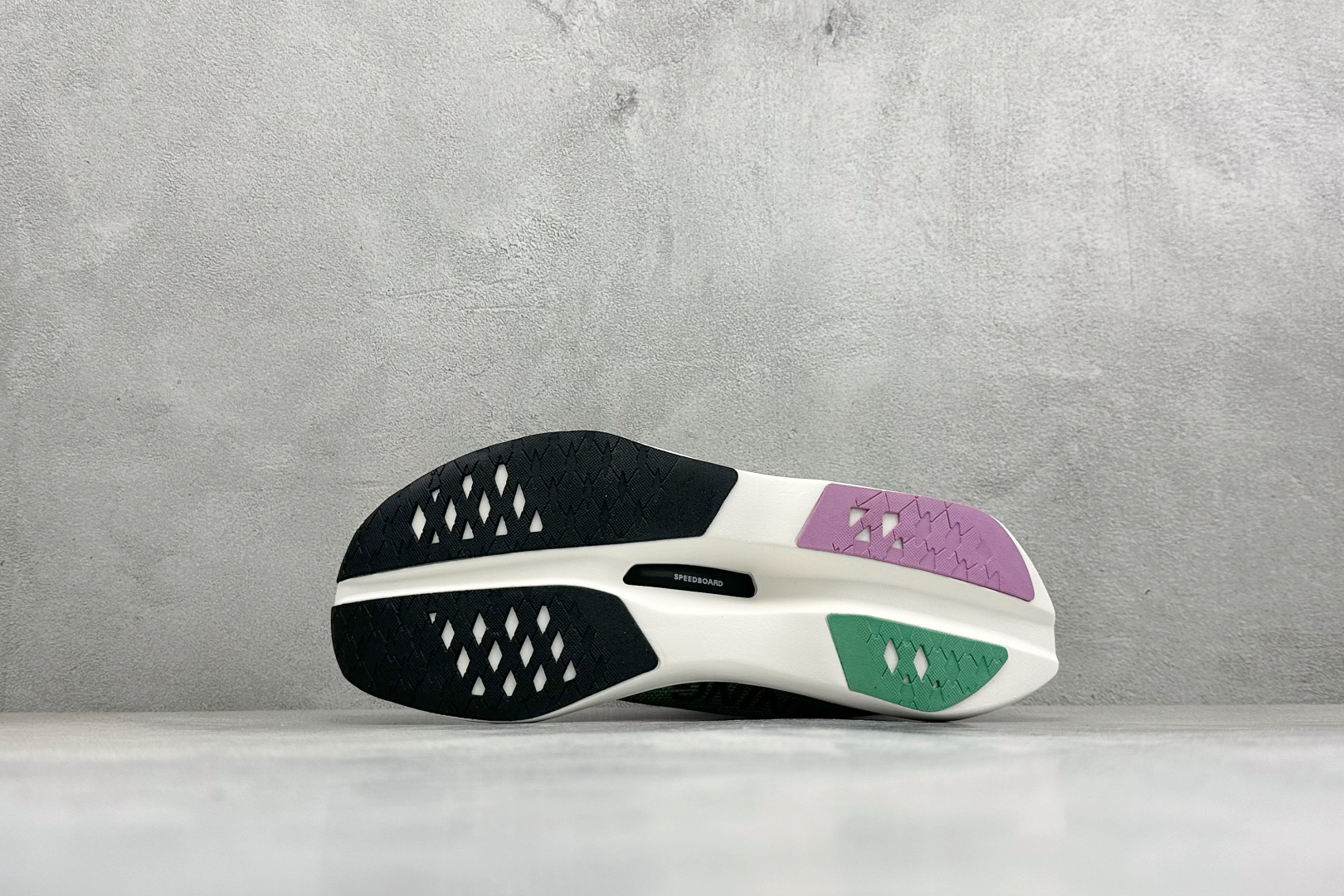 SF版On昂跑 Cloudboom VoIt 耐磨防震休闲运动跑鞋 3MG1112-Top High Quatity Cheap Sneakers Fashion Clothing Clothes Bags handbags Shoes of all Brand wholesale With The best Quality And Beautiful Price from China Factory Chinese suppliers wholesaler seller SF版On昂跑 Cloudboom VoIt 耐磨防震休闲运动跑鞋 3MG1112