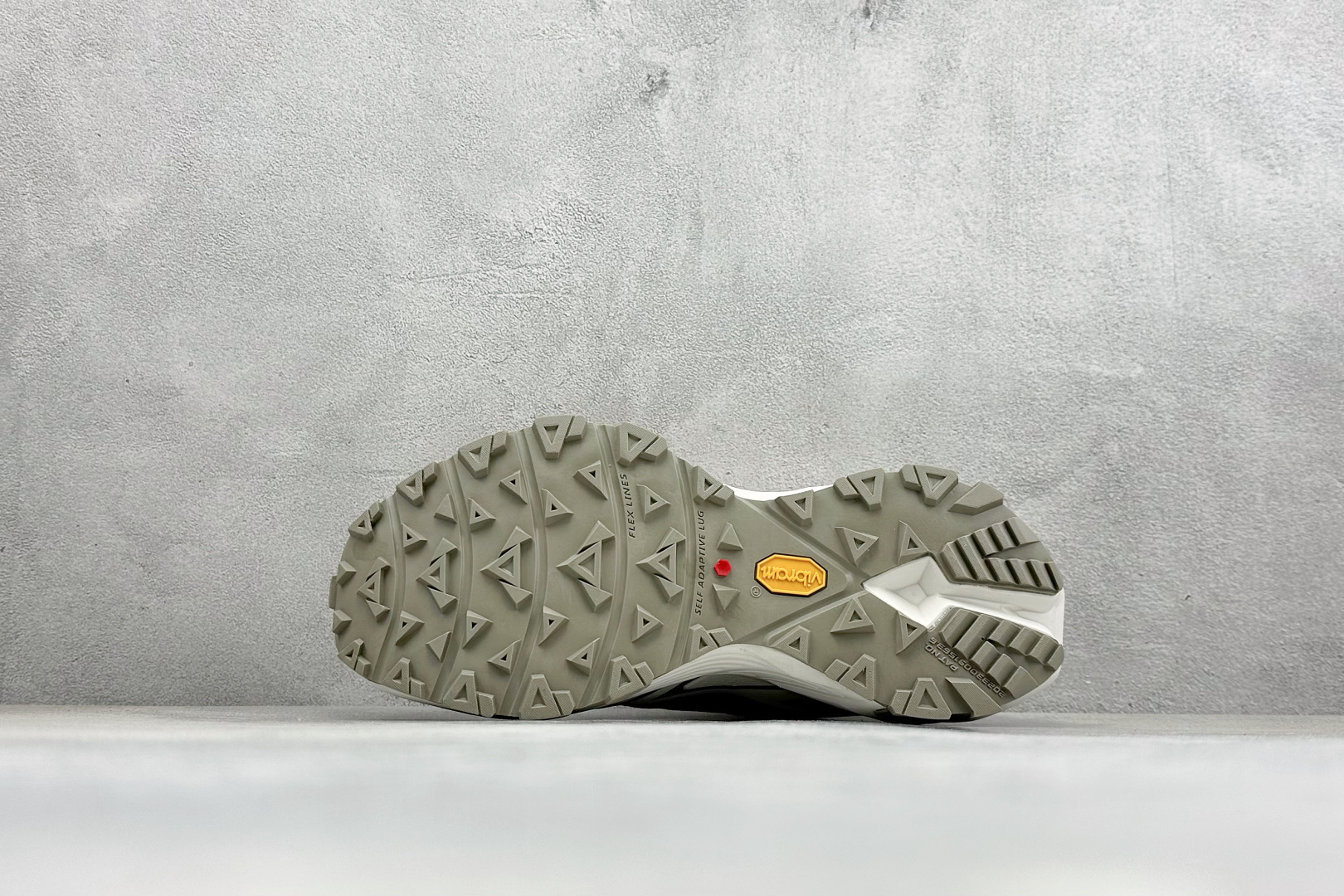 TOP凯乐石Kailas Fuga EX330 大坡王竞技系列全防水低帮登山户外休闲运动慢跑鞋 KS253-Top High Quatity Cheap Sneakers Fashion Clothing Clothes Bags handbags Shoes of all Brand wholesale With The best Quality And Beautiful Price from China Factory Chinese suppliers wholesaler seller TOP凯乐石Kailas Fuga EX330 大坡王竞技系列全防水低帮登山户外休闲运动慢跑鞋 KS253
