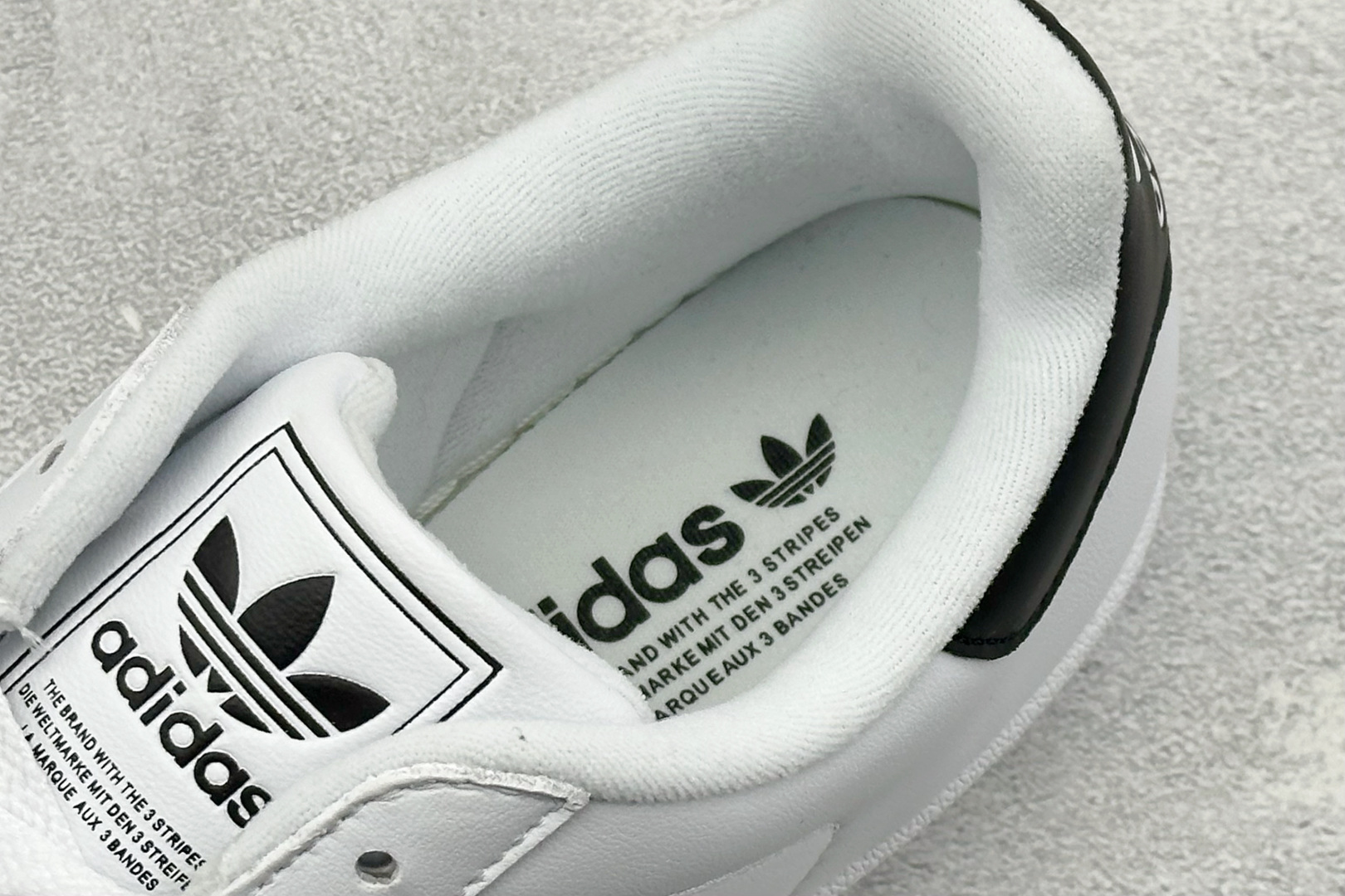 D版AD Originals Superstar 贝壳头板鞋 JH7032-Top High Quatity Cheap Sneakers Fashion Clothing Clothes Bags handbags Shoes of all Brand wholesale With The best Quality And Beautiful Price from China Factory Chinese suppliers wholesaler seller D版AD Originals Superstar 贝壳头板鞋 JH7032